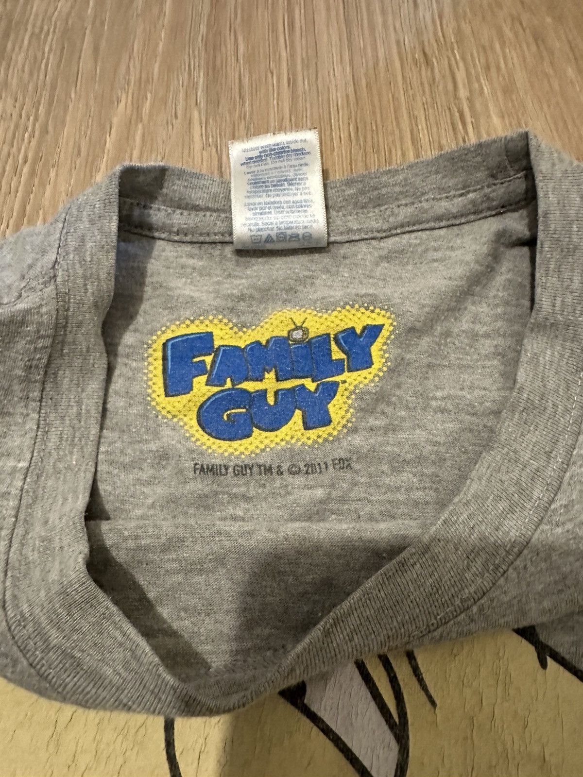Gildan Vintage Family Guy Stewie T-Shirt: 2010s Cartoon Graphic Tee Size US L / EU 52-54 / 3 - 3 Thumbnail