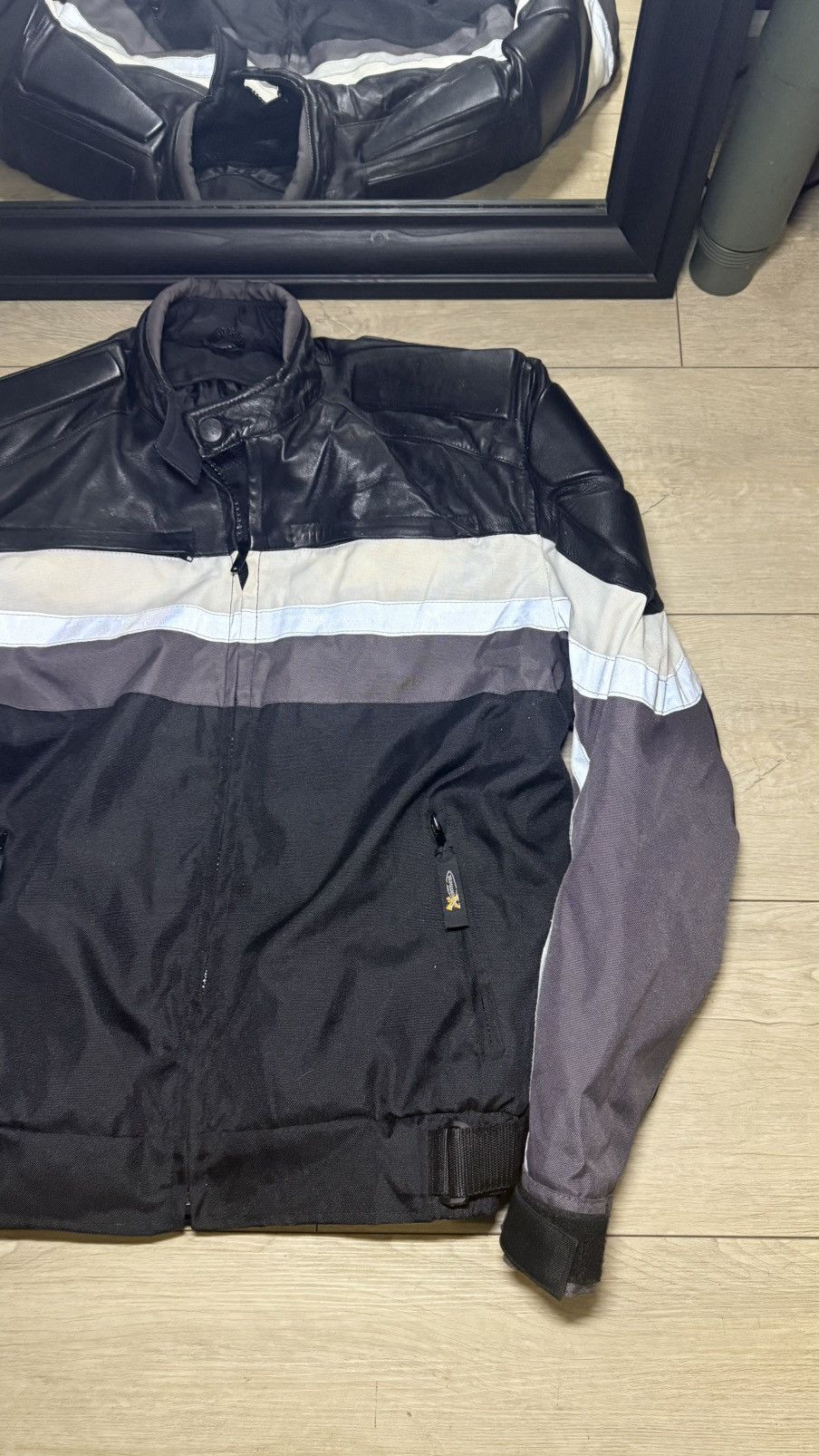 Harley Davidson Rare Xelement Leather Motorcycle Jacket 3m Reflective Size US L / EU 52-54 / 3 - 4 Thumbnail