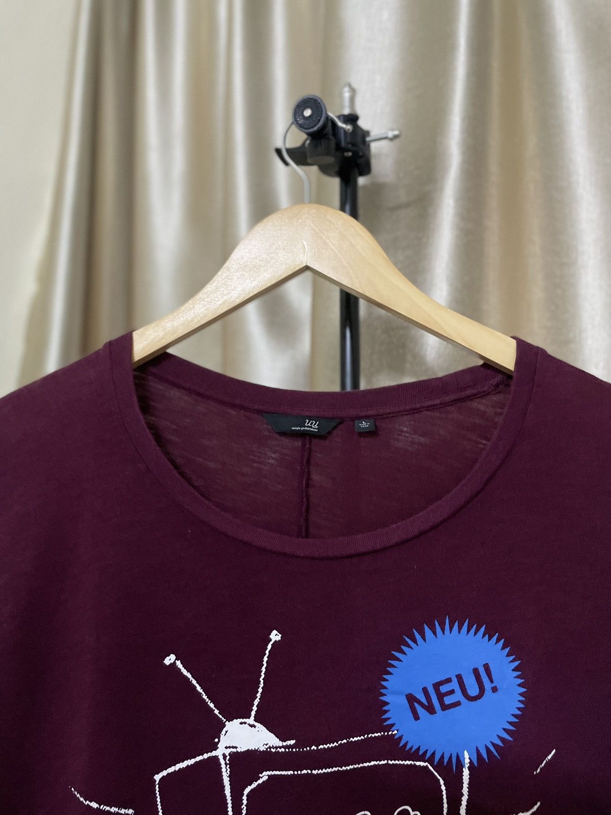 Japanese Brand × Undercover UNDERCOVER TV UNIQLO TEE Size US L / EU 52-54 / 3 - 3 Thumbnail