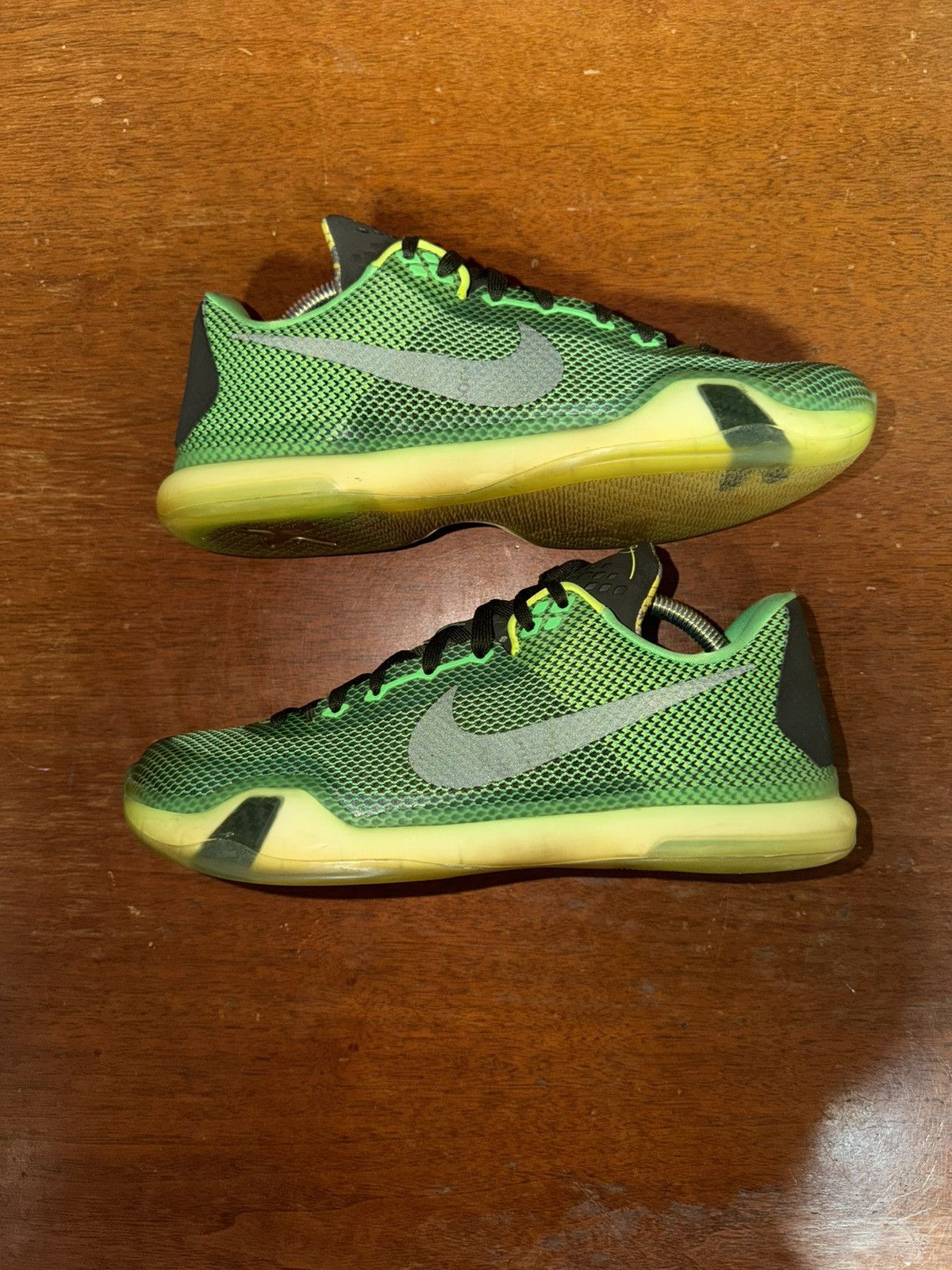 Nike Nike Kobe 10 Vino size 10 Size US 10 / EU 43 - 1 Thumbnail