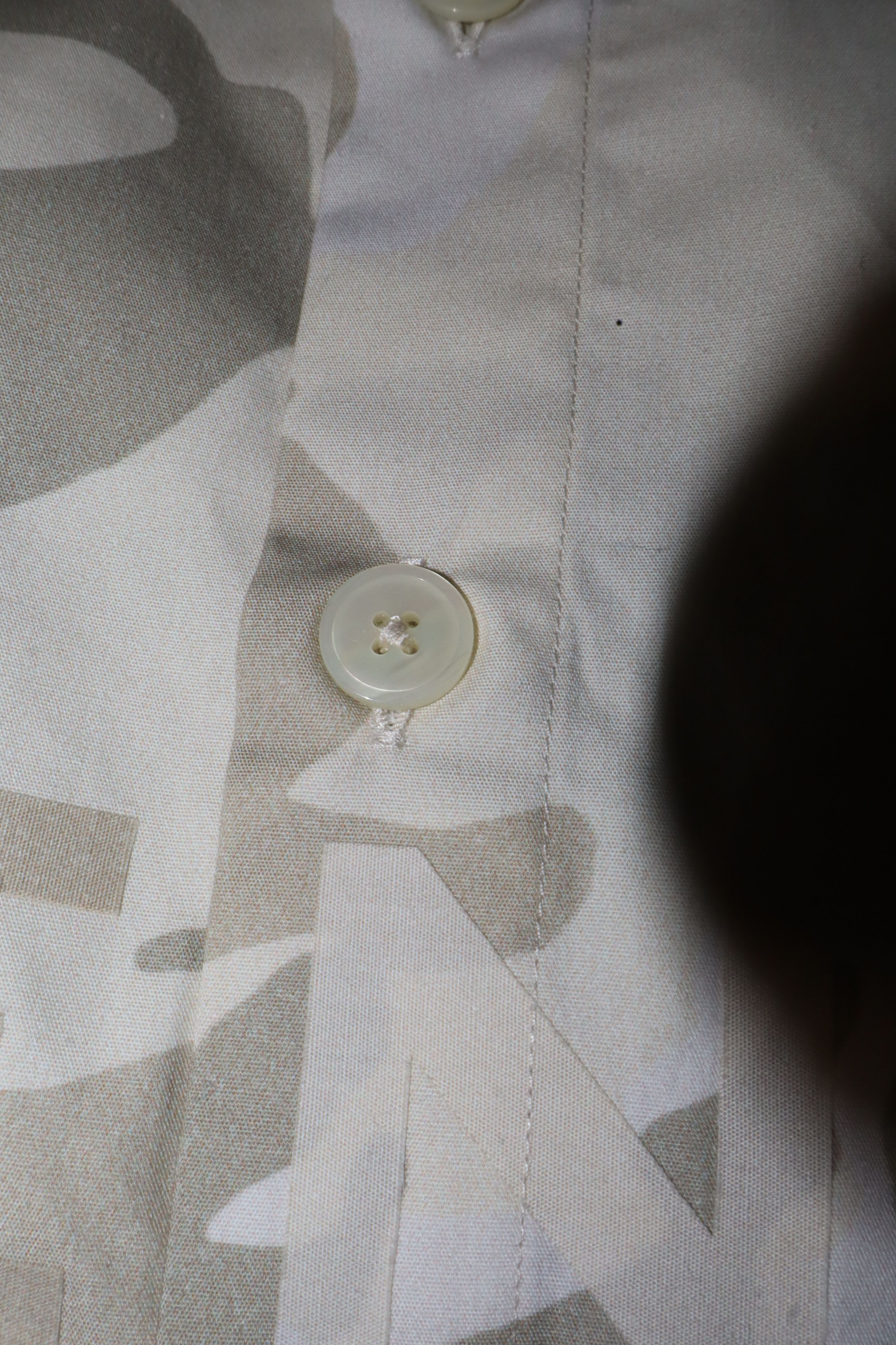 Givenchy Camo logo shirt Size US S / EU 44-46 / 1 - 11 Thumbnail