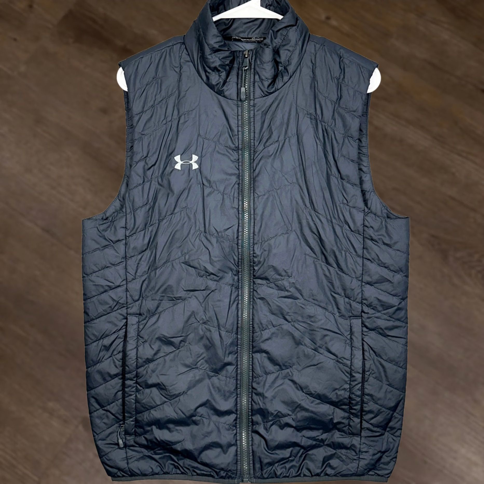Under Armour Under Armour ColdGear Vest Mens Medium Black Quilted Puffer Full Zip Size US M / EU 48-50 / 2 - 1 Thumbnail