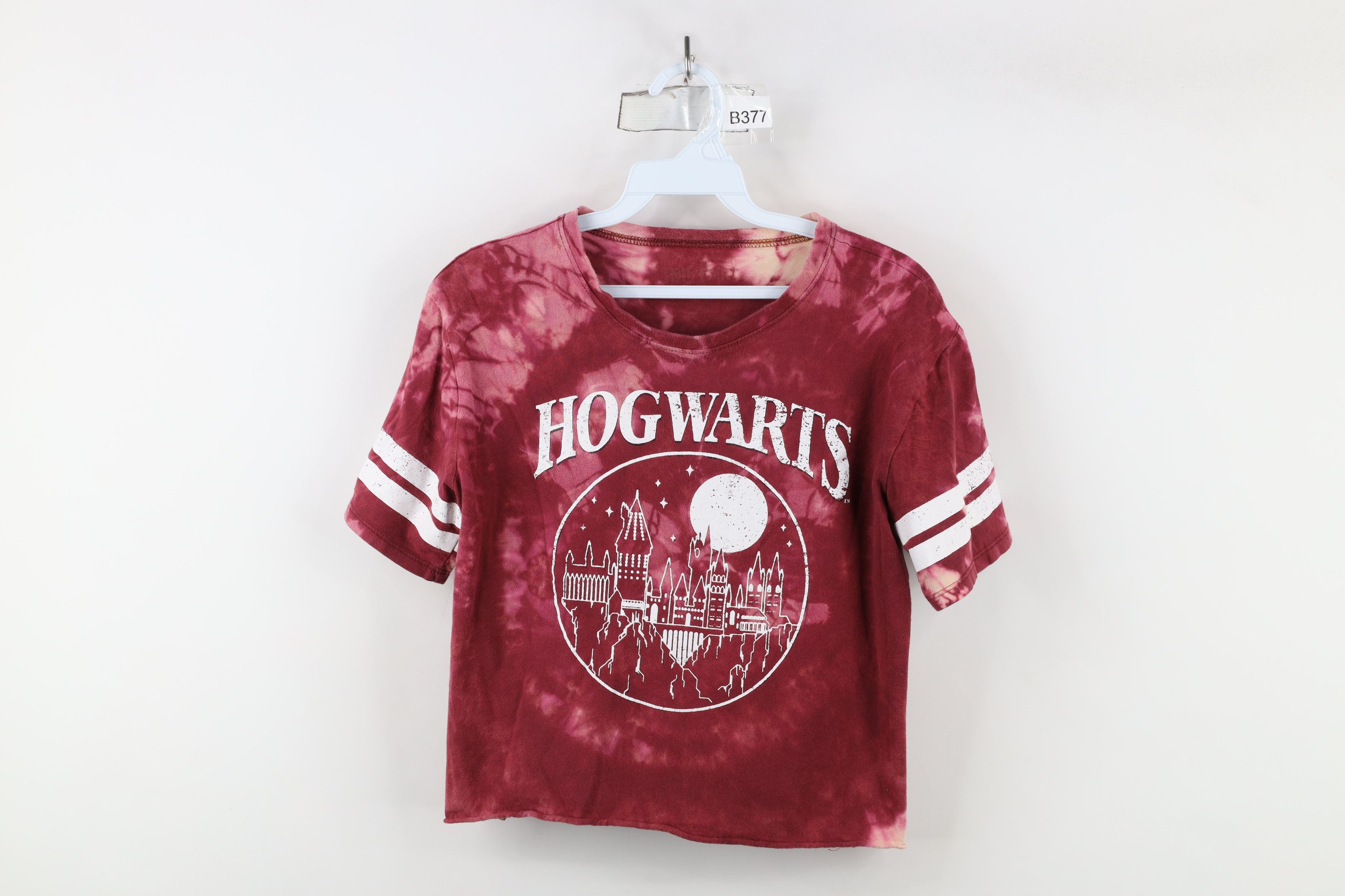 Vintage Vintage Y2K Harry Potter Hogwarts Acid Wash T-Shirt Red Size S / US 4 / IT 40 - 1 Thumbnail