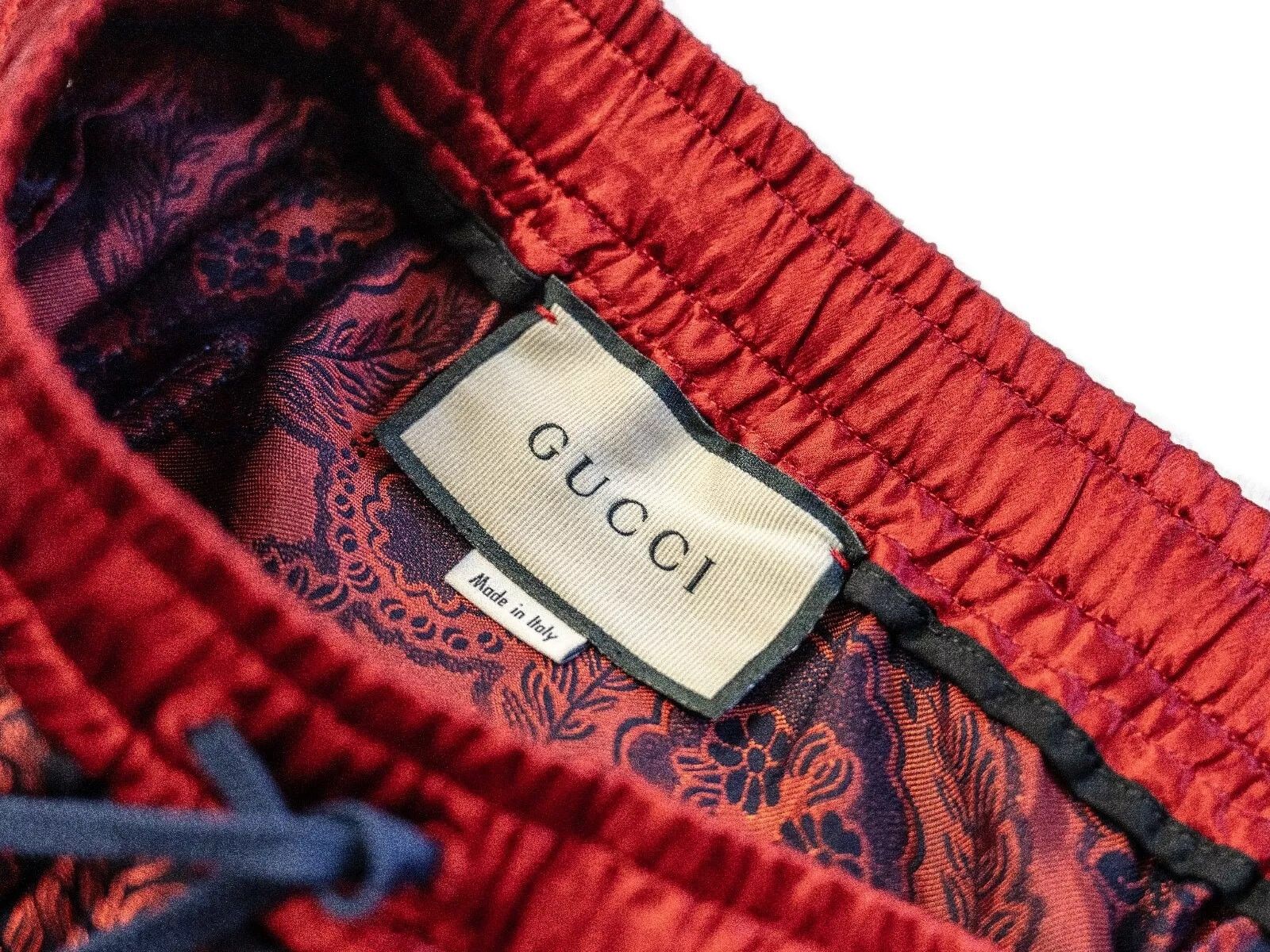Gucci GUCCI Satin Red Floral Print Jacquard Track Bowling Shorts Size US 28 / EU 44 - 9 Thumbnail