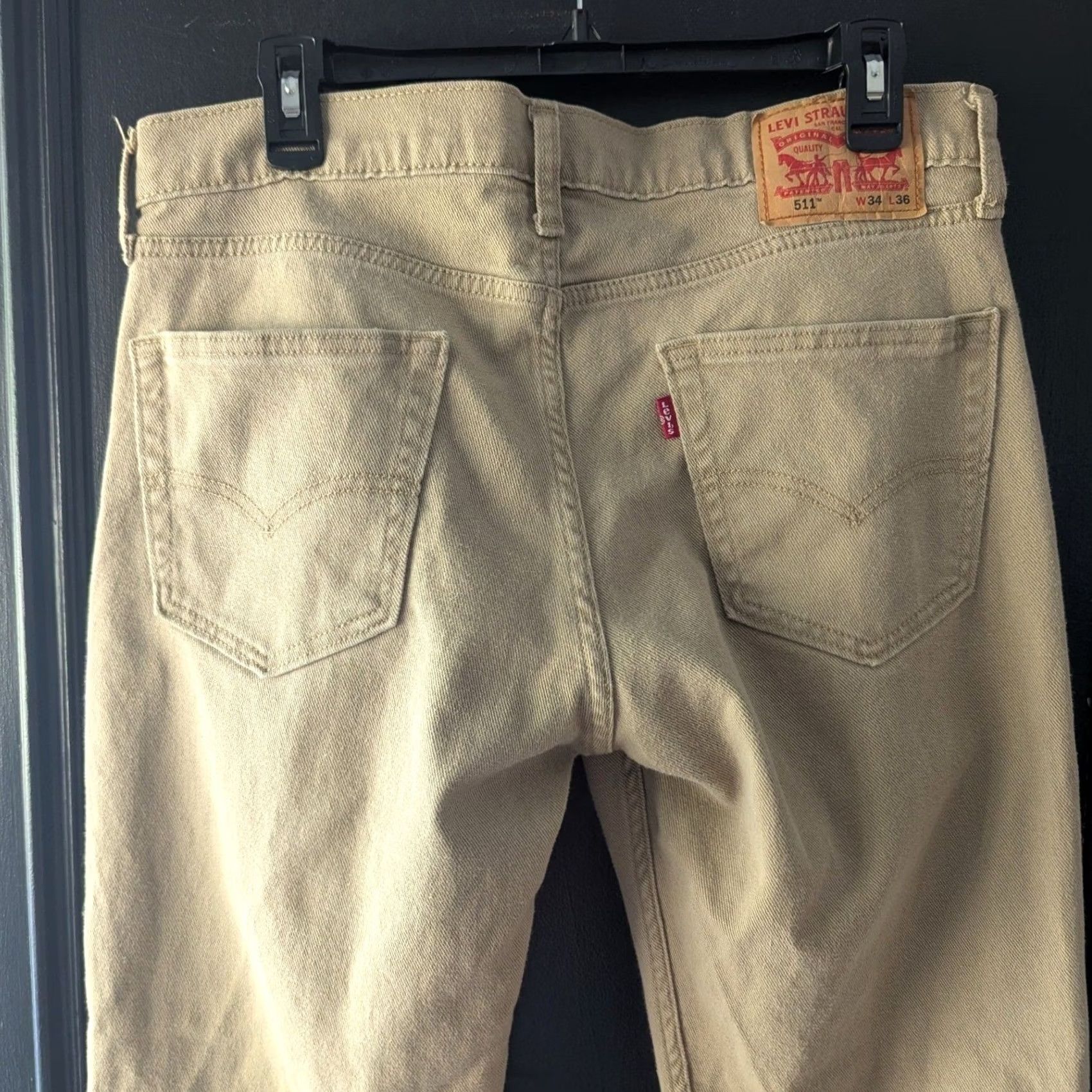 Levi's Item Specifications: Brand: Nike Size US 34 / EU 50 - 4 Thumbnail