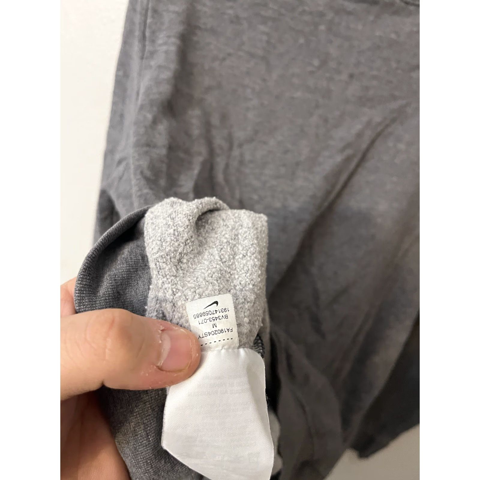 Nike Nike Sweater Women's Grey Size Medium BV3453-071 Size M / US 6-8 / IT 42-44 - 4 Thumbnail
