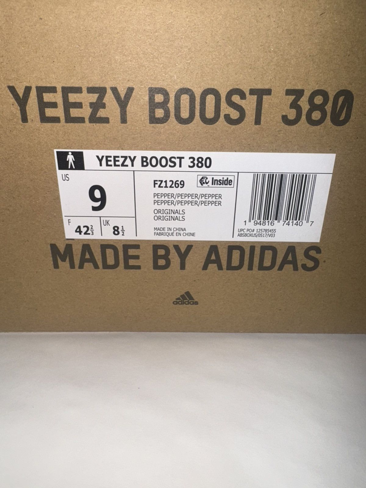 Adidas Adidas Yeezy 380 Pepper Sz. 9 (2020) Size US 9 / EU 42 - 7 Thumbnail