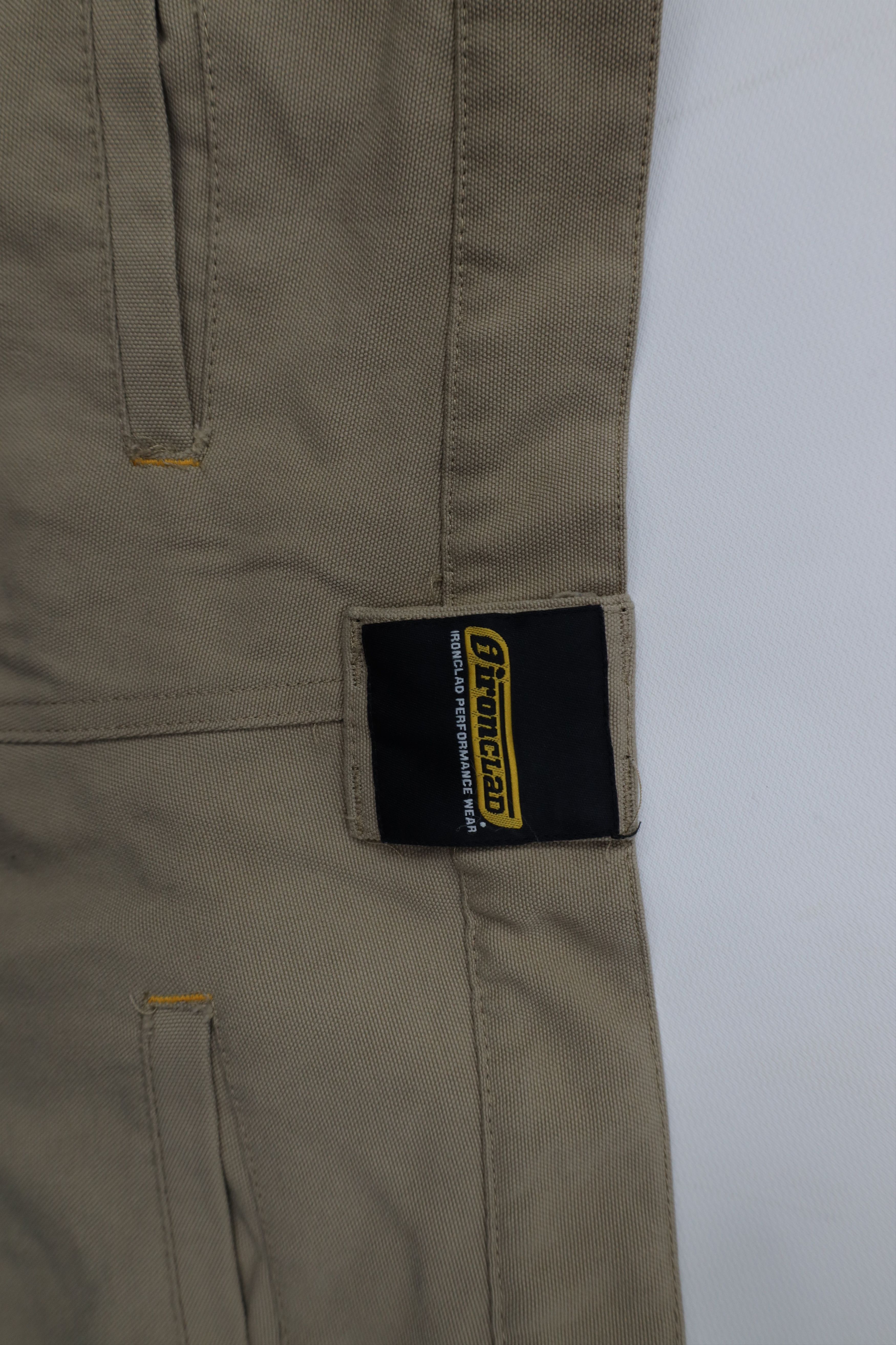 Vintage Vintage Y2K Streetwear Double Knee Wide Leg Cargo Pants Size US 34 / EU 50 - 14 Thumbnail