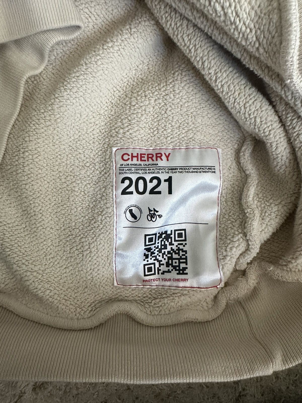 Cherry LA Cherry LA crewneck Size US M / EU 48-50 / 2 - 6 Thumbnail