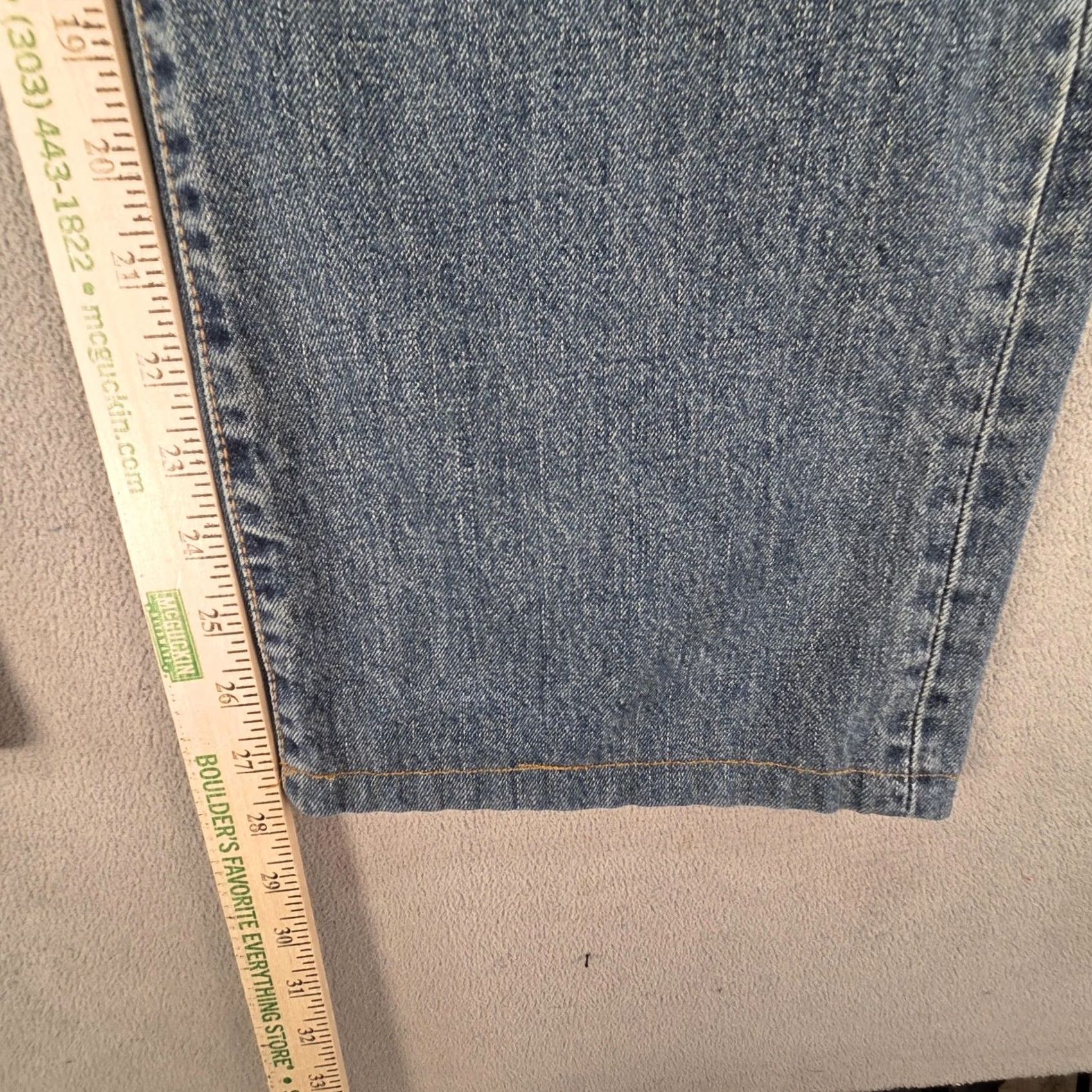 Levi's Levis 542 Jeans Mens Blue Med Wash Relaxed Belt Buckle Back Patched 34x28 Denim 500 Series Straight Regular Size US 34 / EU 50 - 4 Thumbnail