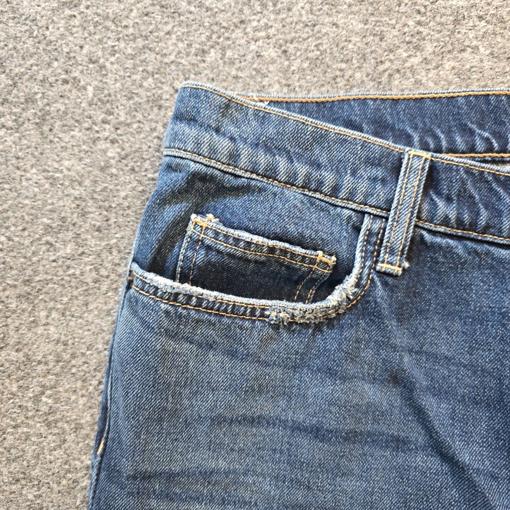 Vintage Current/Elliott Jeans Womens 28 Blue Denim Cropped Capri Cuffed Casual Capsule Jeans Womens 28 Blue Denim Cropped Capri Cuffed Casual Capsule Size 28" / US 6 / IT 42 - 3 Thumbnail