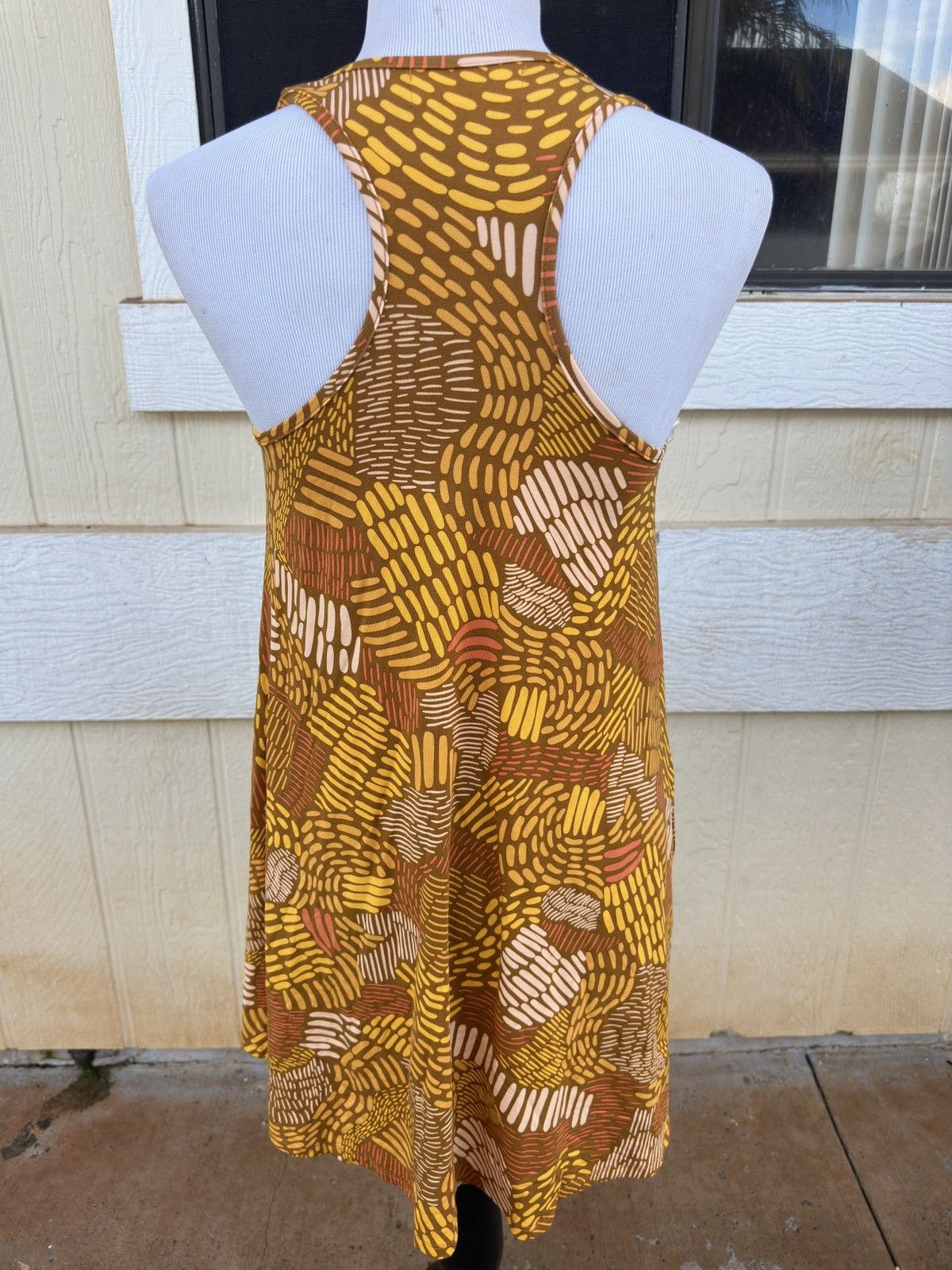 Other PreOwned Fighting Eel Yellow Hawaiian Dress Women's Small Size S / US 4 / IT 40 - 2 Thumbnail
