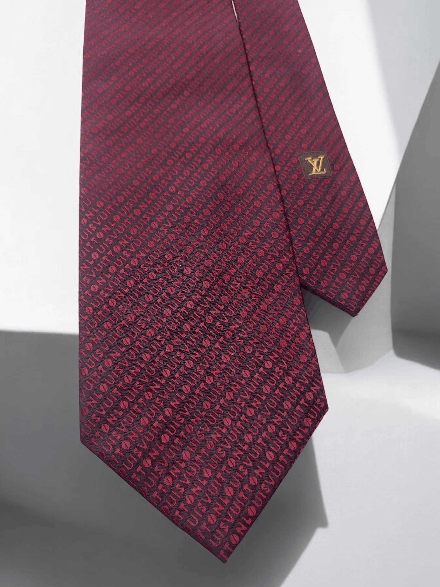 Louis Vuitton Louis Vuitton Silk Overflow Monogram Tie Cravatte Size ONE SIZE - 1 Thumbnail