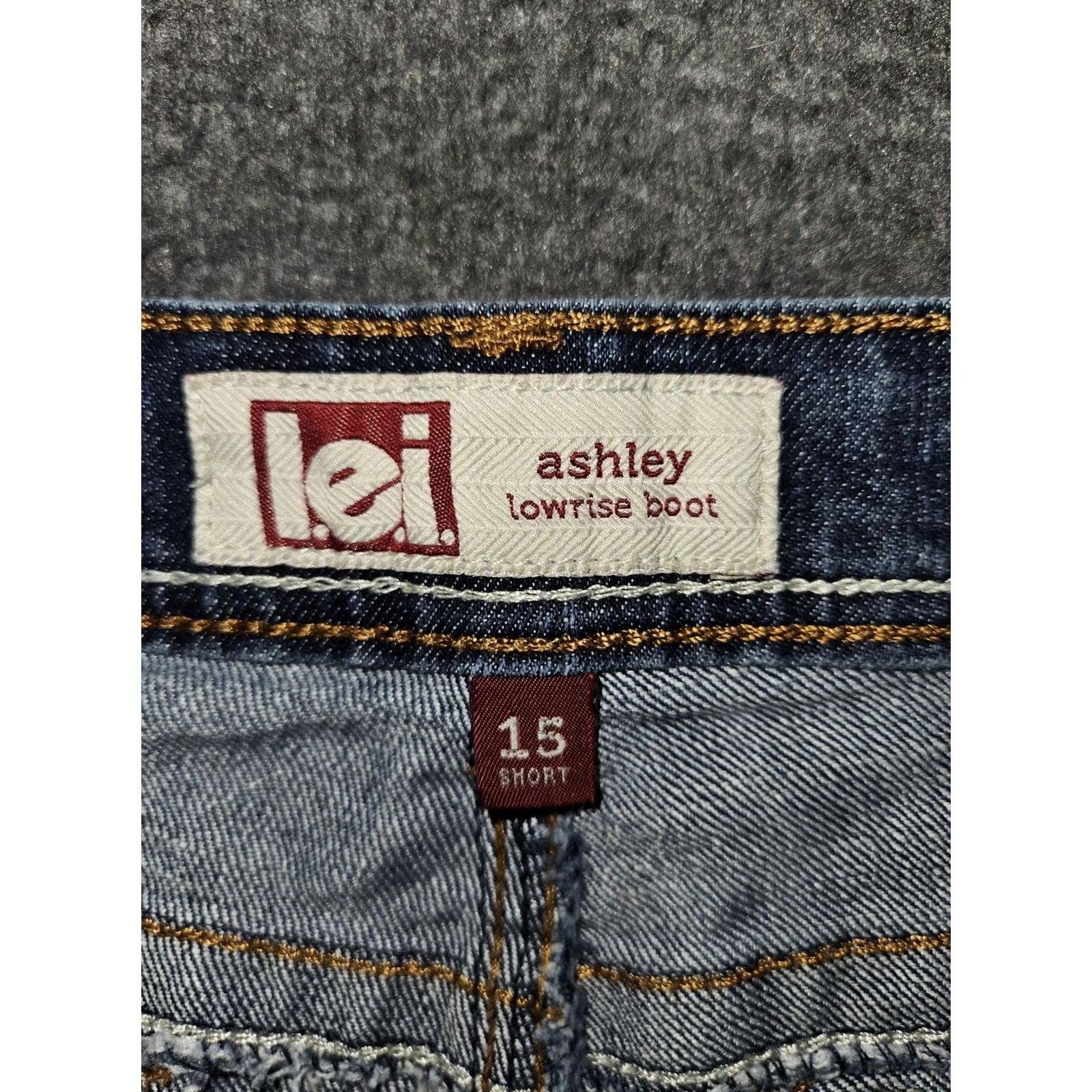 L.E.I. l.e.i. Ashley Jeans Womens 15 Short Blue Low Rise Bootcut Embroidered Pockets Jeans Size 36" / US 14 / IT 50 - 2 Thumbnail