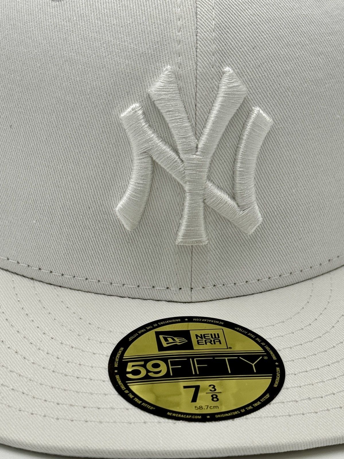 MLB × New Era × New York Yankees Yankees MLB Basic 59Fifty Fitted hat All White 7 1/4 Size ONE SIZE - 8 Thumbnail