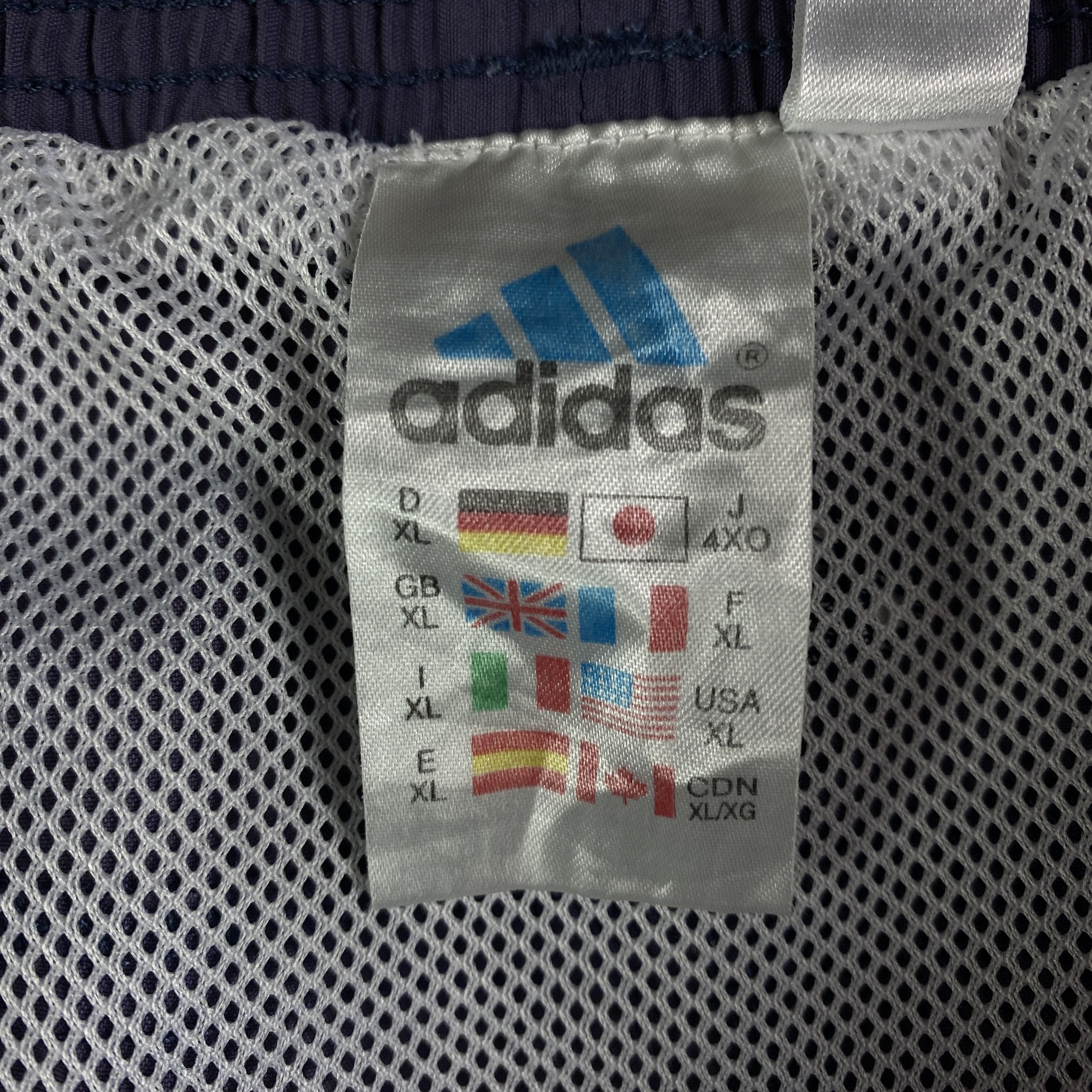 Adidas × Vintage Men’s Shorts Adidas Vintage Size XL Size US 34 / EU 50 - 4 Thumbnail