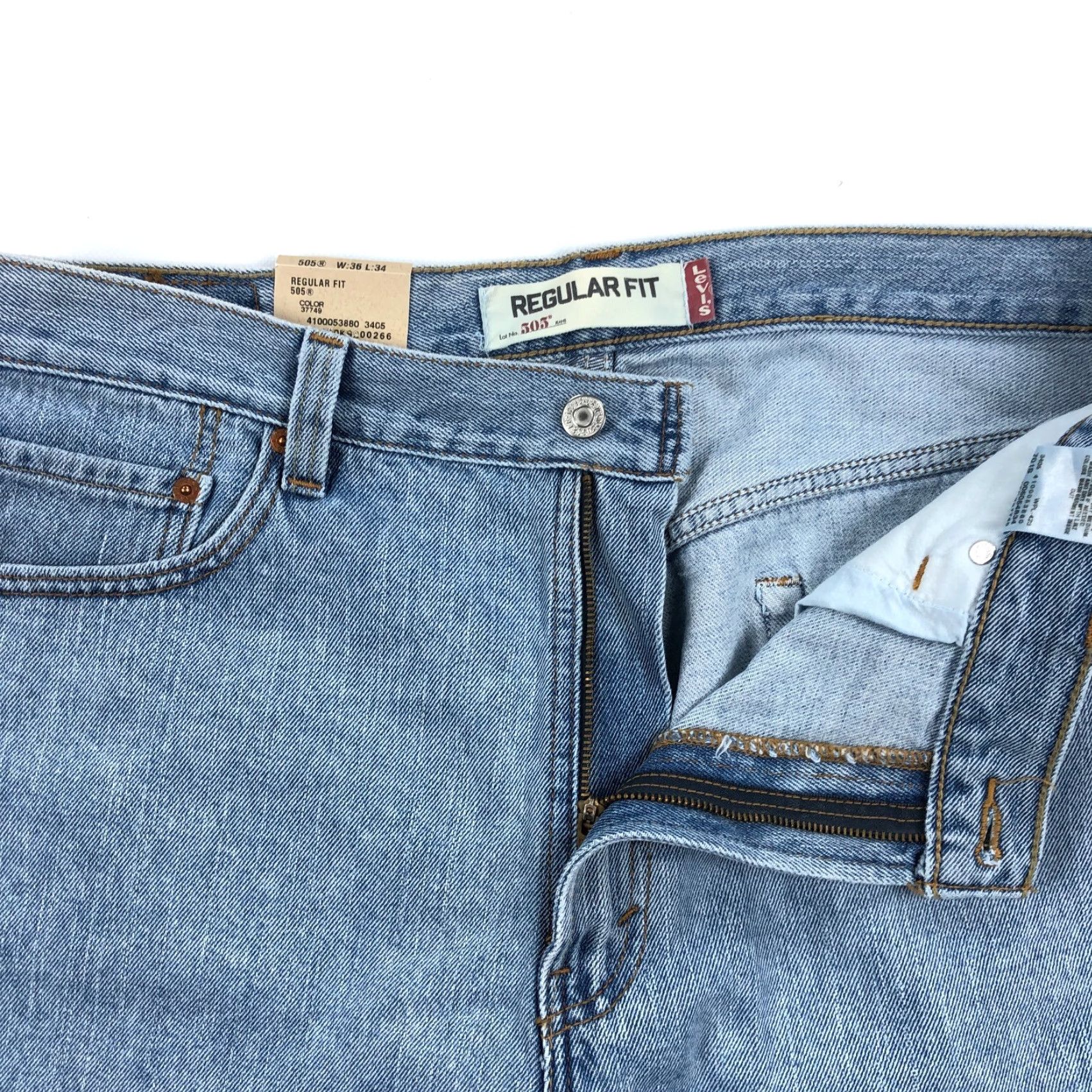 Levi's VINTAGE Levi's Jeans Mens 36x34 Straight Light Wash 505 Blue Denim Pants Y2K NOS Regular Waist 36 Mens Rocker USA 5-Pocket Denim Jeans Size US 36 / EU 52 - 2 Thumbnail