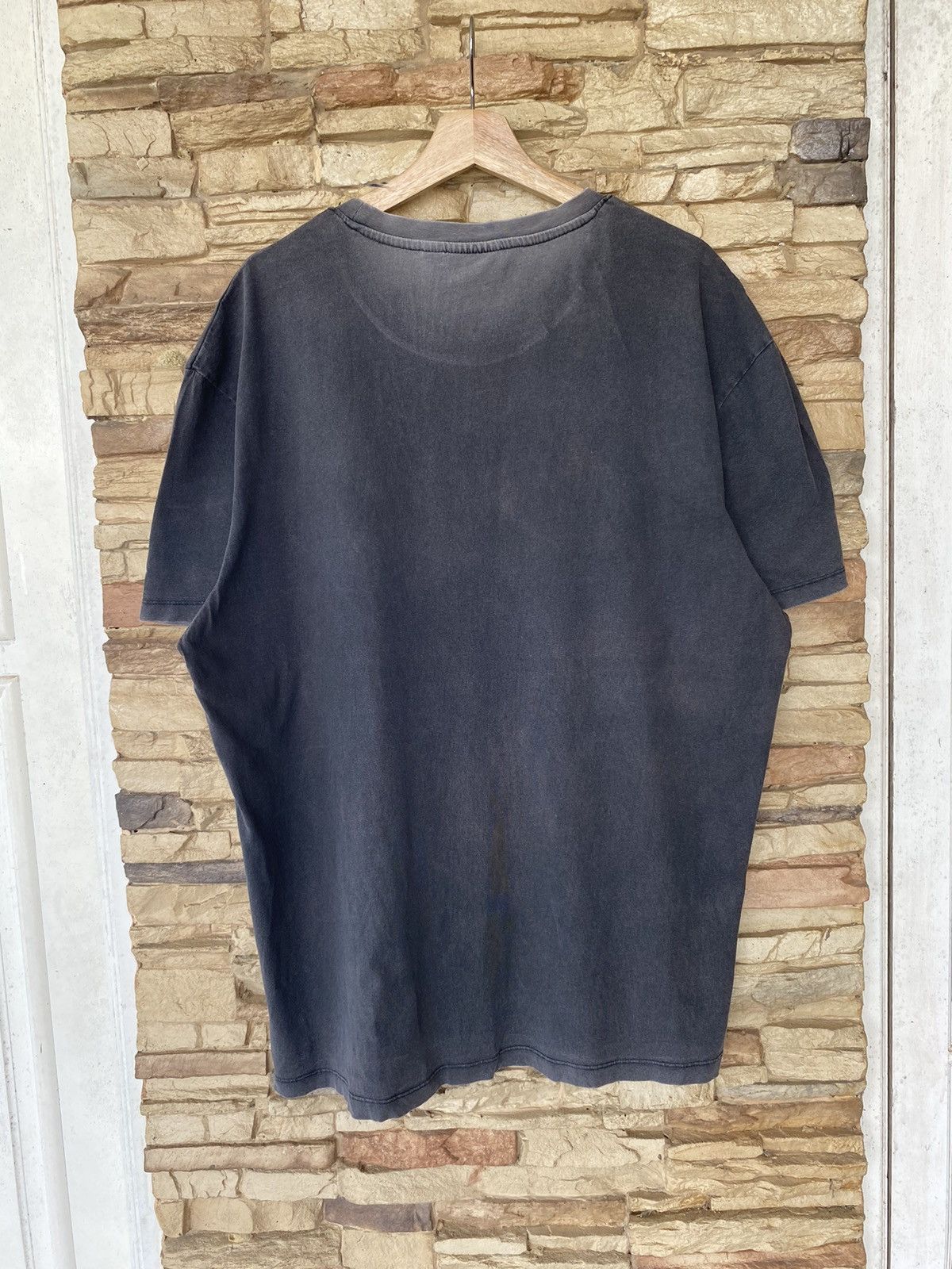 NBA 🔥 Crazy Rare Los Angeles Lakers NBA Faded Distressed Tee Size US XL / EU 56 / 4 - 9 Thumbnail