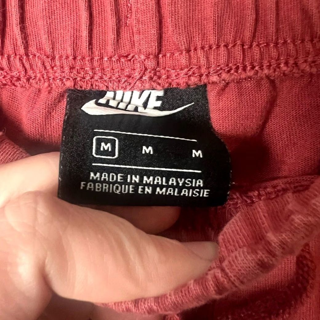 Nike Nike Shorts Men Size Medium Red Launge Size US 31 - 2 Thumbnail