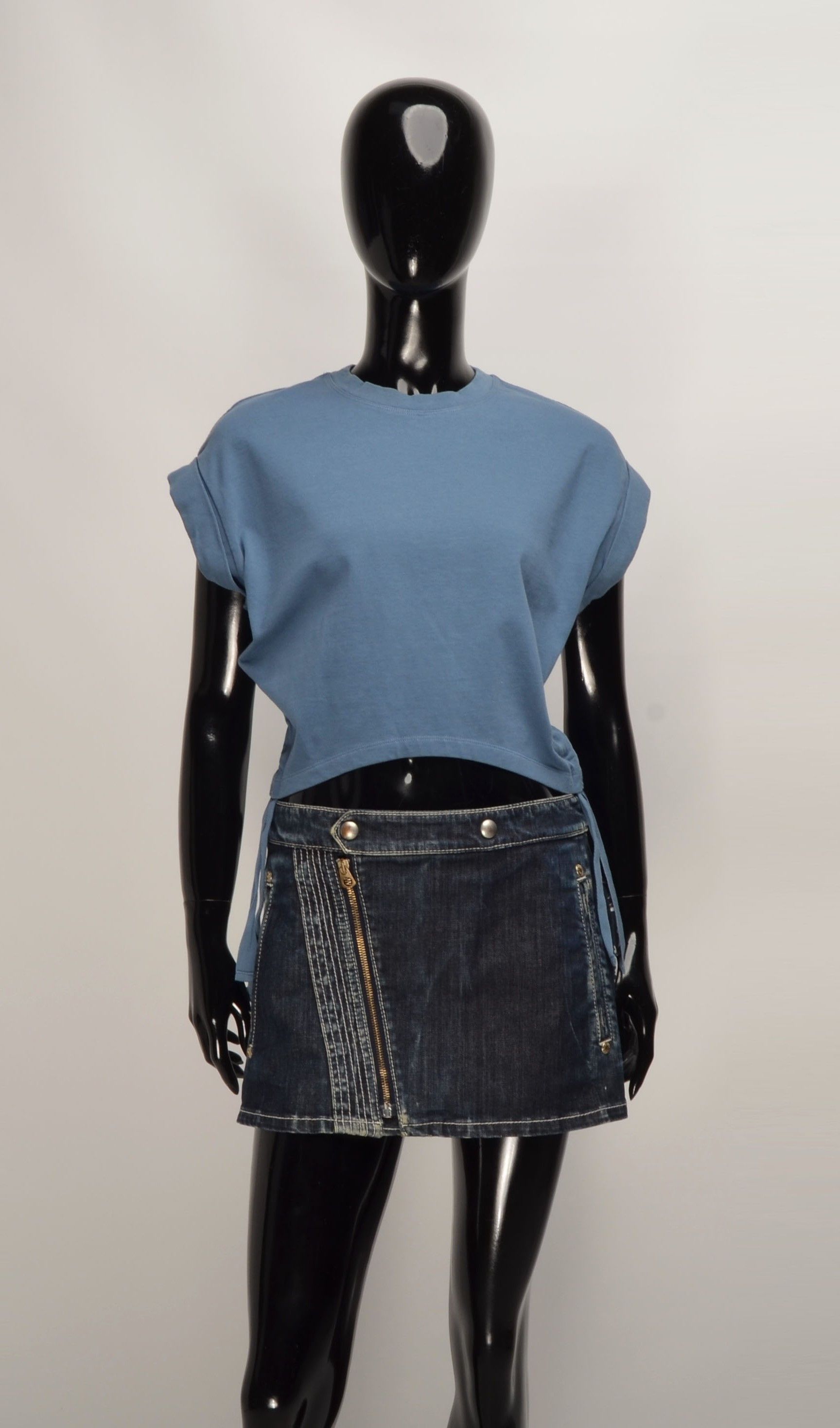 Allsaints AllSaints Cropped Blue Short Sleeve Mira Tee Top Size S / US 4 / IT 40 - 1 Thumbnail
