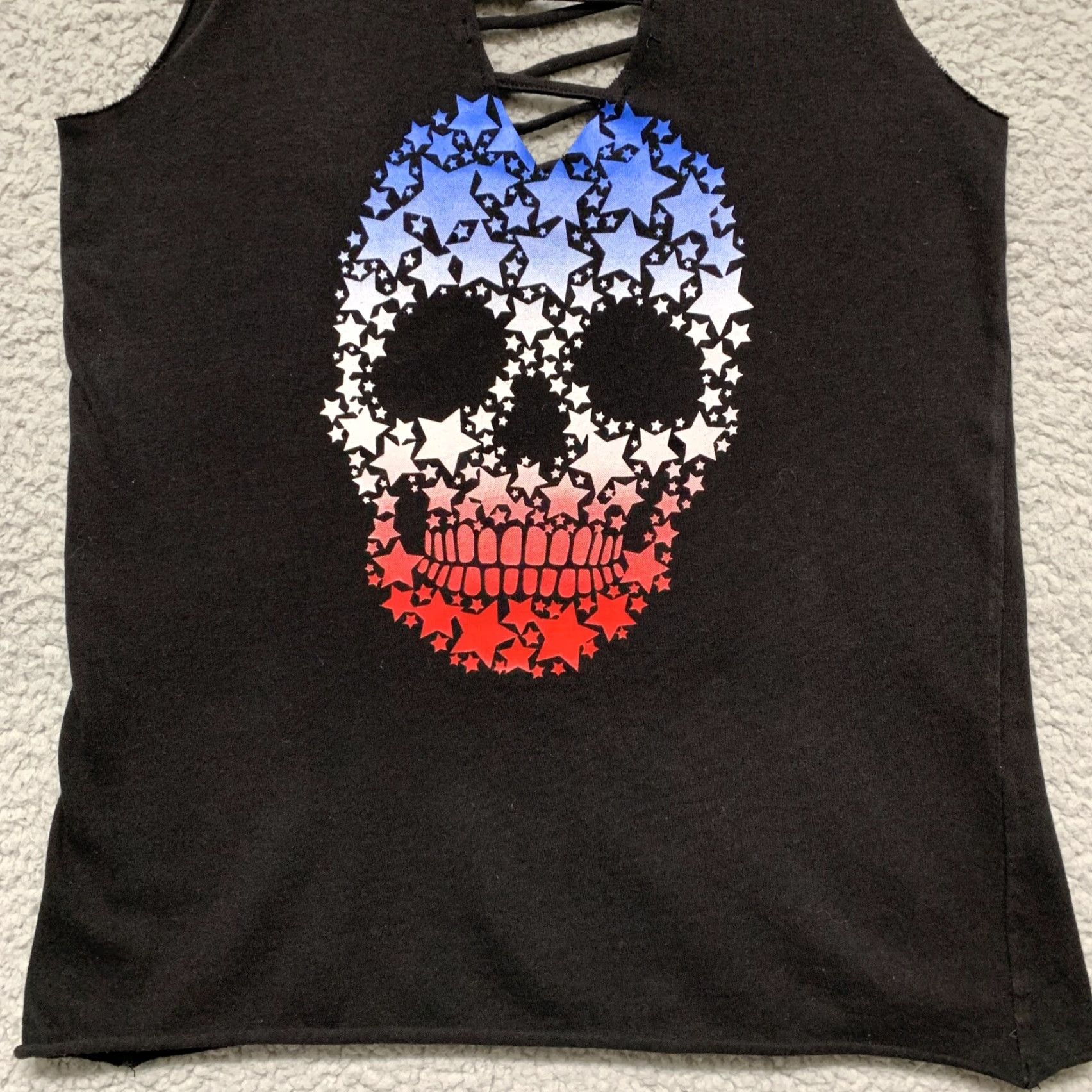 Vintage No Boundaries Skull Red White Blue Black Sleeveless Shredded Graphic Tank Top XS Grey? Size XS / US 0-2 / IT 36-38 - 3 Thumbnail
