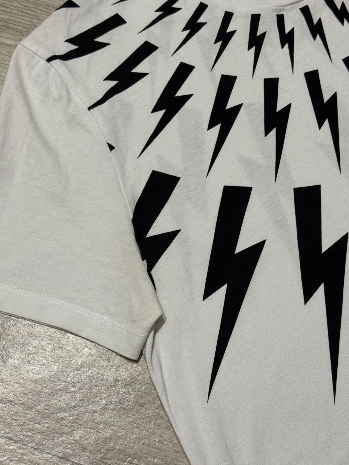 Neil Barrett 🔷Neil Barrett Thunderbolt T-shirt🔷 Size US M / EU 48-50 / 2 - 3 Thumbnail