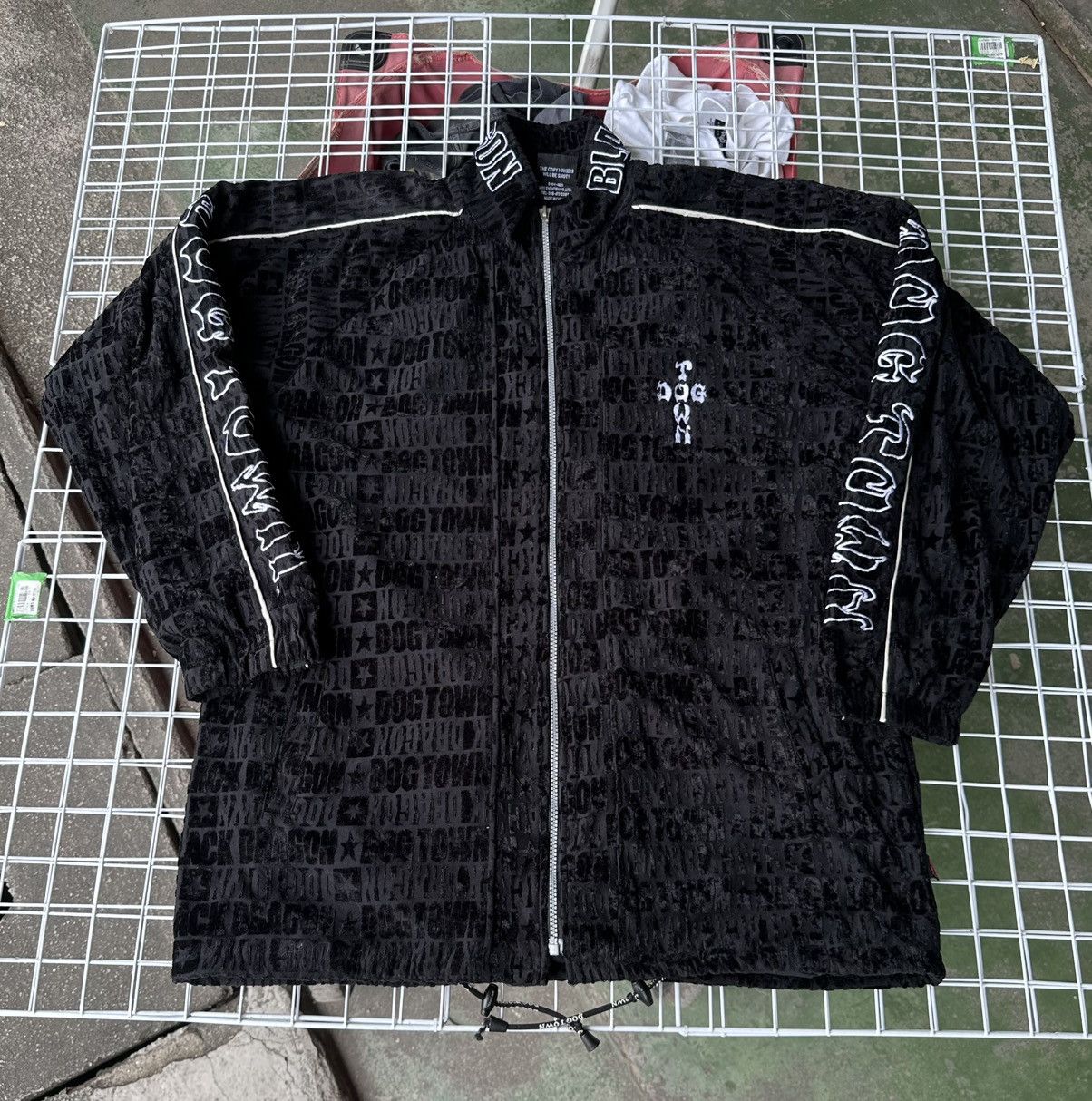 Dogtown Vintage Dogtown Black Dragon Monogram Jacket Size US XL / EU 56 / 4 - 1 Thumbnail