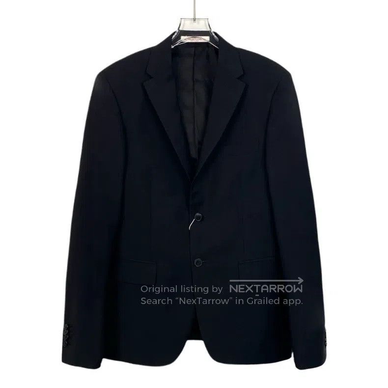 Valentino Black lapel long-sleeved suit