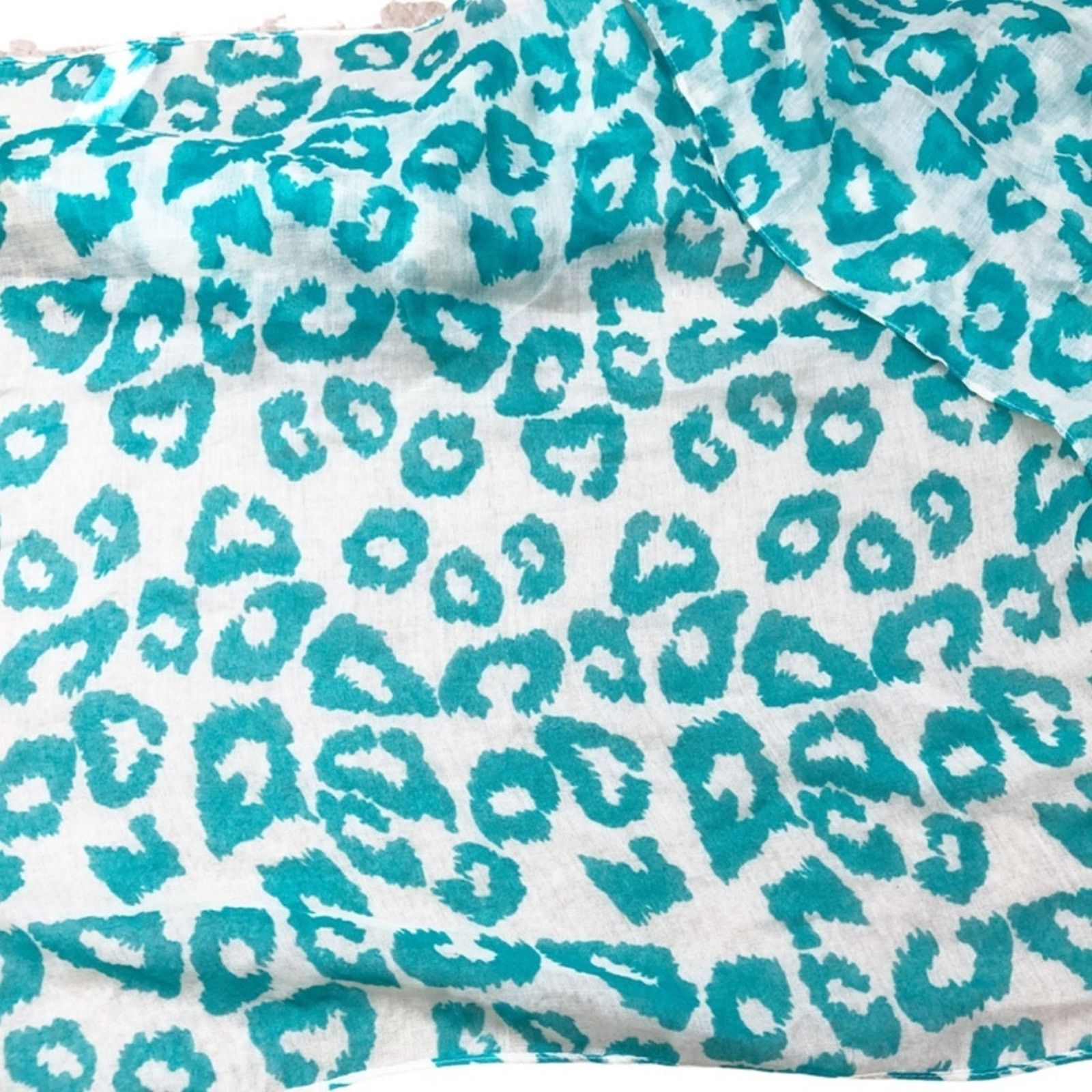 Other New with Tag Women’s Charming Charlie Cheetah Wrap Scarf Size ONE SIZE - 4 Thumbnail