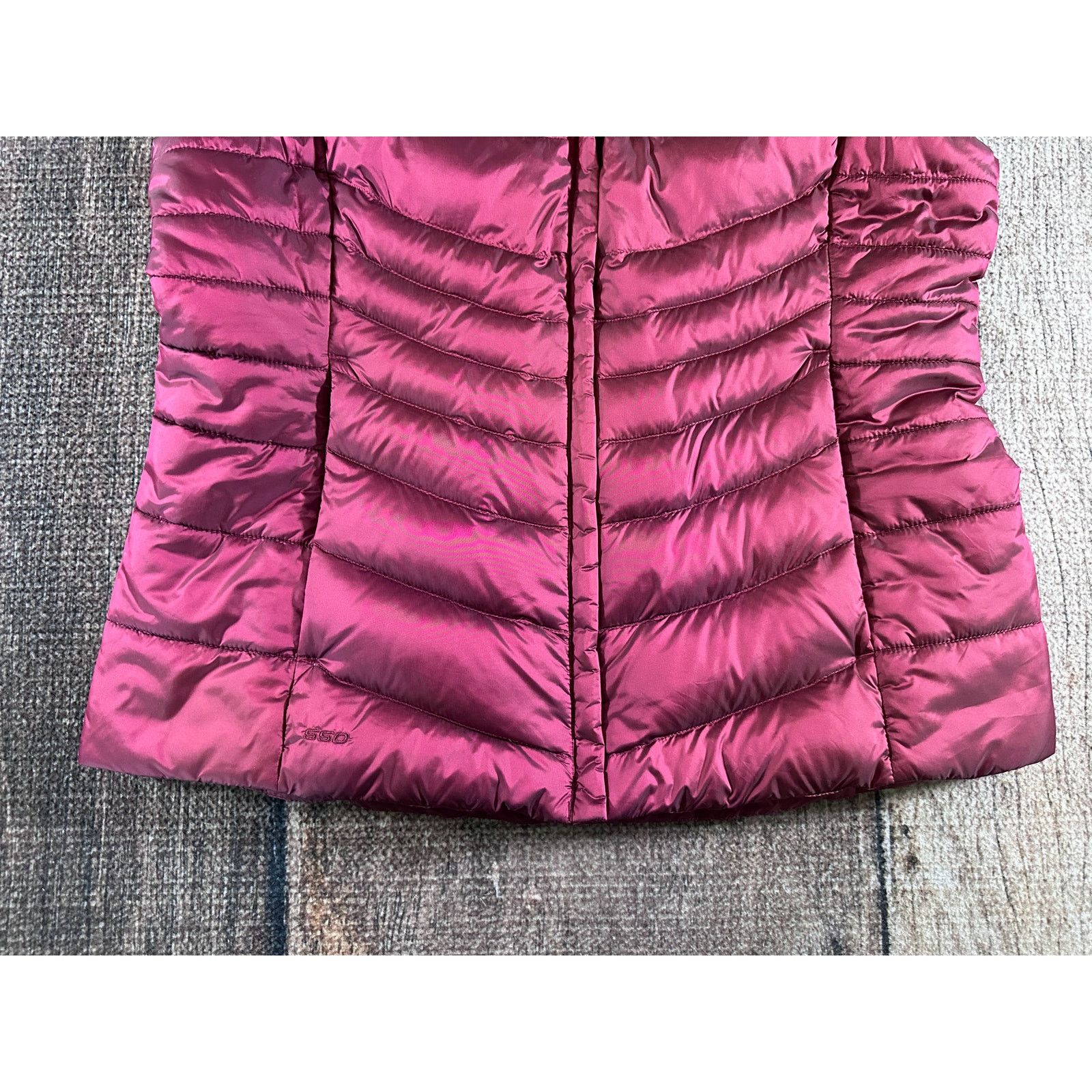 The North Face The North Face Vest Womens Small Maroon Down Puffer 550 Size L / US 10 / IT 46 - 4 Thumbnail