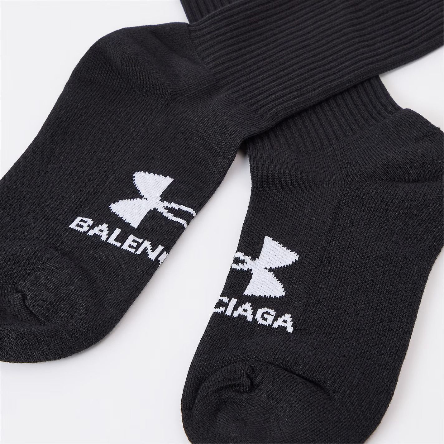 Balenciaga × Under Armour o1g2r1mq0226 Size: XL / Crew Socks In Black Size ONE SIZE - 2 Thumbnail
