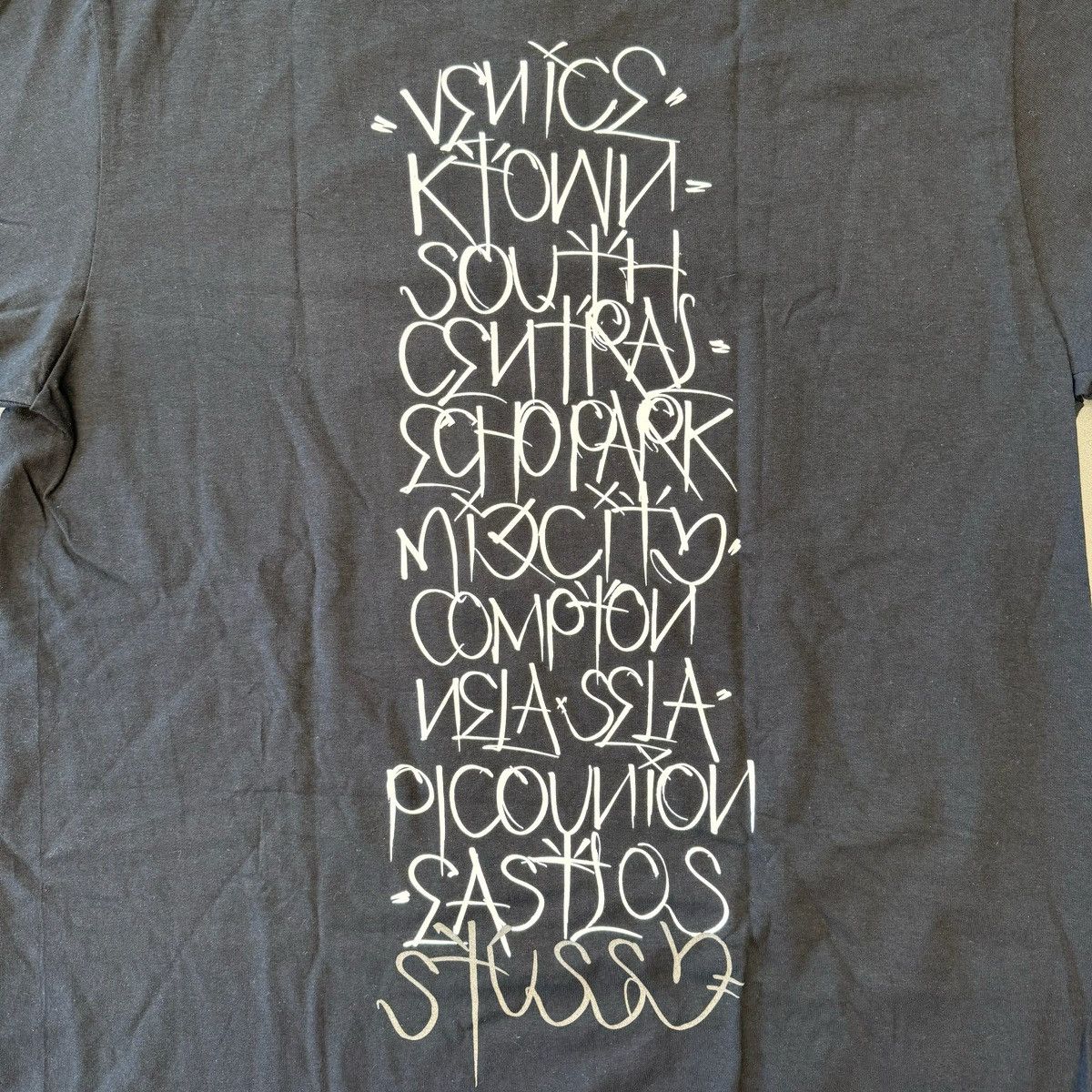 Born X Raised × Stussy Stussy Born x Raised Handstyles Tee Size US L / EU 52-54 / 3 - 5 Thumbnail