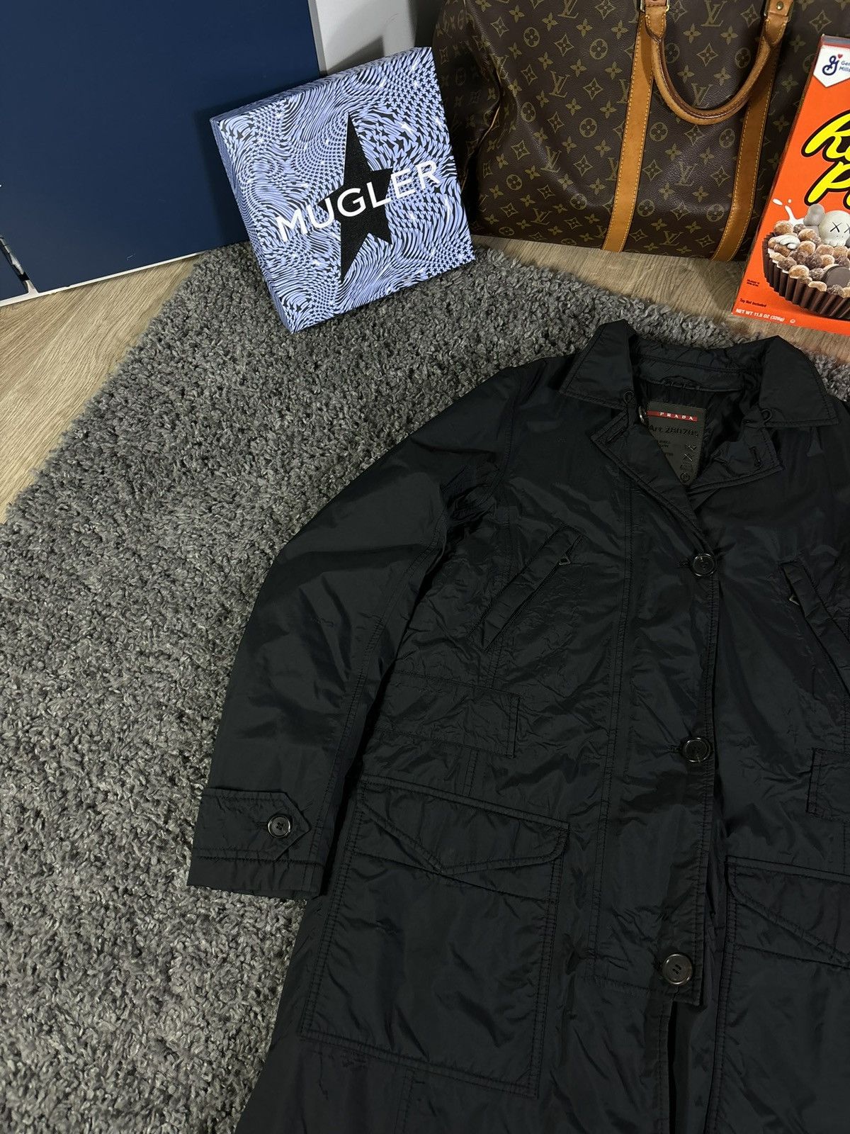 Prada × Vintage Prada Nylon Waterproof Windbreaker Jacket Coat 00s Size M / US 6-8 / IT 42-44 - 5 Thumbnail