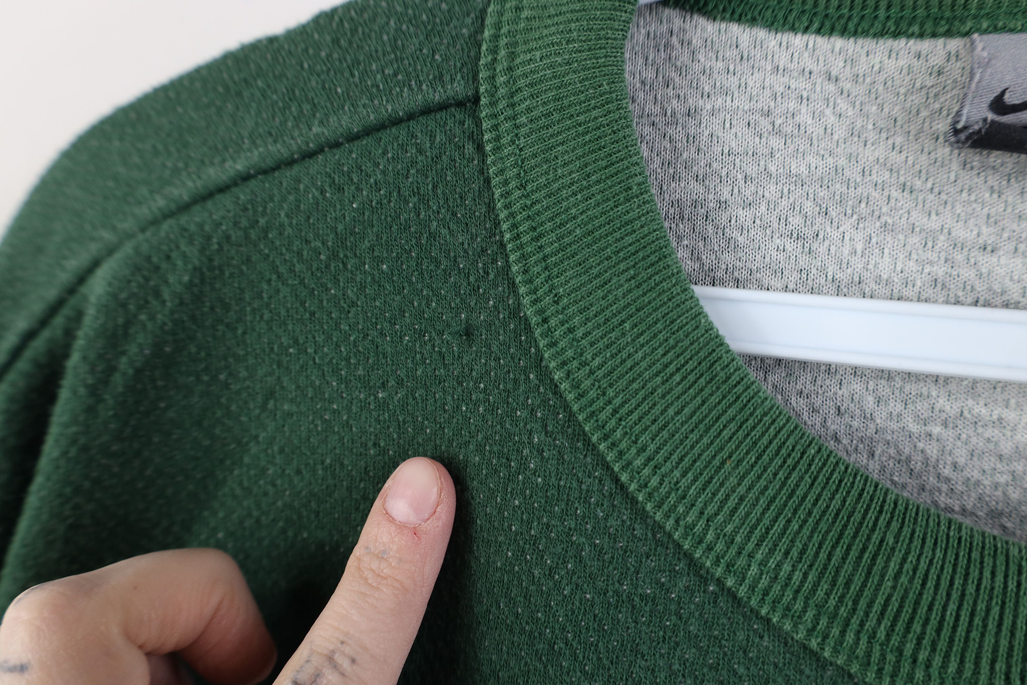 Nike Vintage Nike Scott Mini Swoosh Jersey Knit T-Shirt Green Size US L / EU 52-54 / 3 - 6 Thumbnail