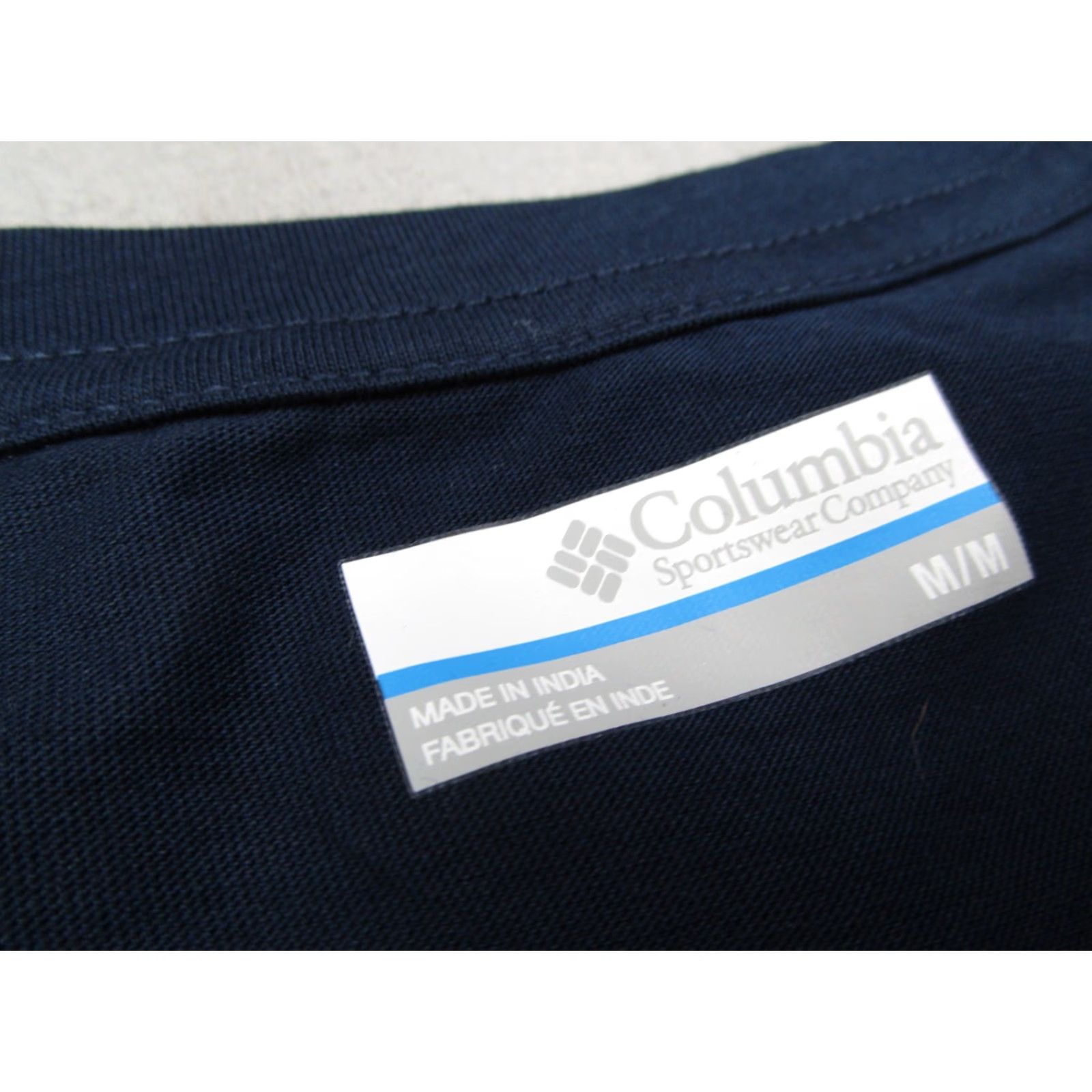 Vintage Columbia Shirt Mens Medium Navy Blue Organic Cotton Logo Graphic Tee T-Shirt Size US M / EU 48-50 / 2 - 2 Thumbnail