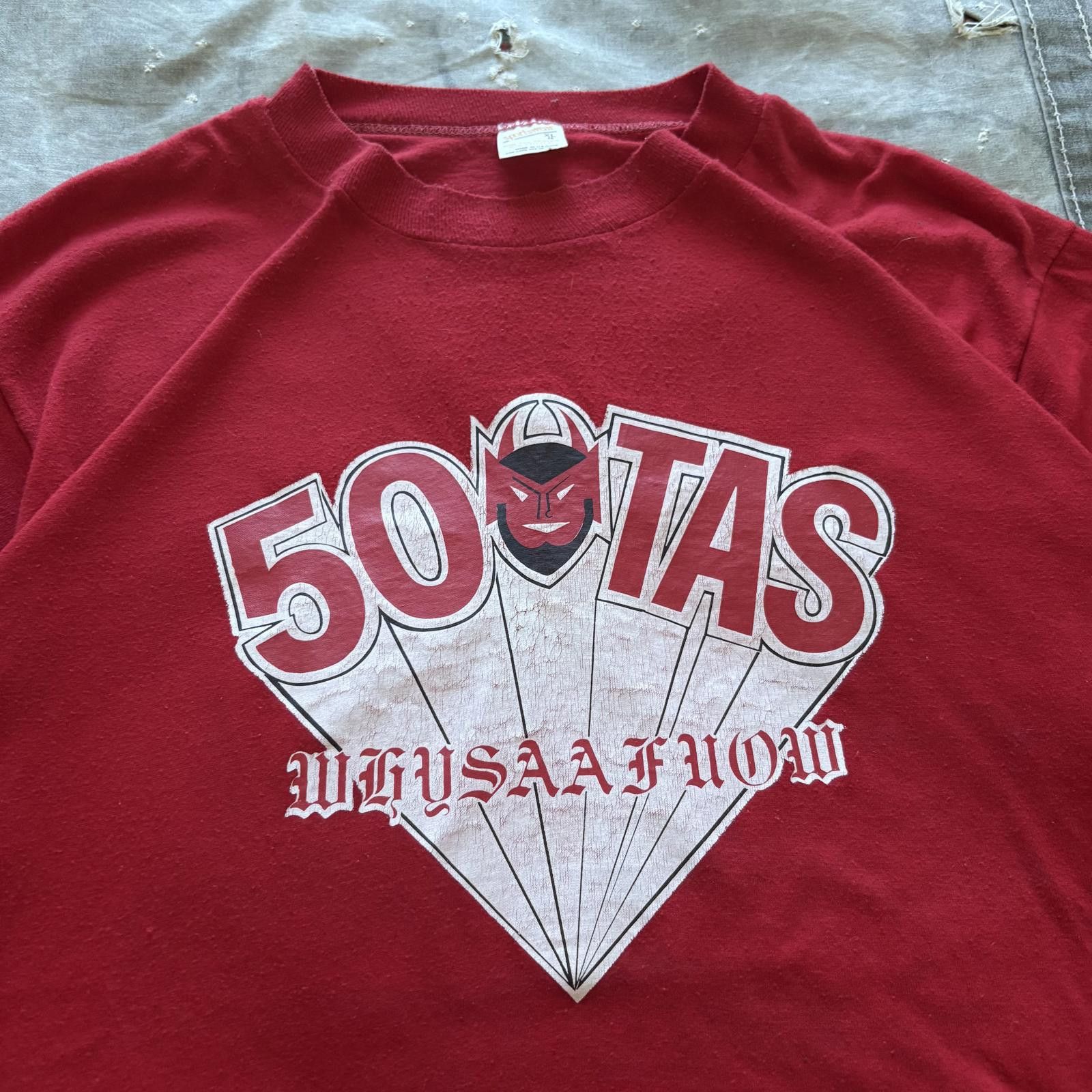 Vintage Vintage 70s 50th Tactical Airlift Squadron Red Devils Shirt Size US XL / EU 56 / 4 - 5 Thumbnail