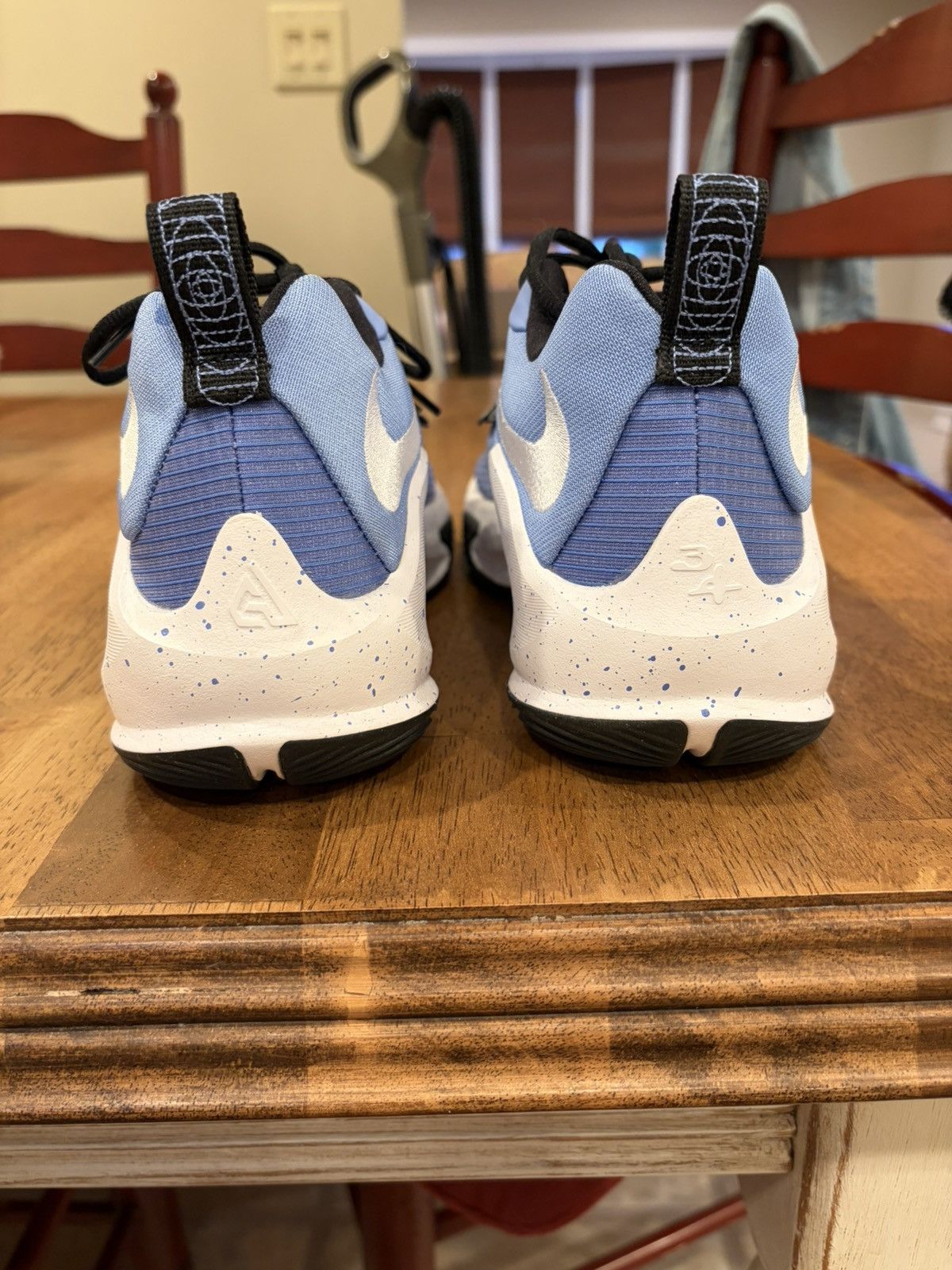 Nike Nike Zoom Freak 3 size 10 *LIKE NEW* Size US 10 / EU 43 - 3 Thumbnail