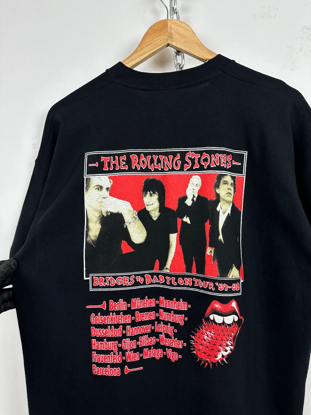 Band Tees 1997/98 Vintage The Rolling Stones Bridges To Babylon Shirt Size US XL / EU 56 / 4 - 22 Thumbnail