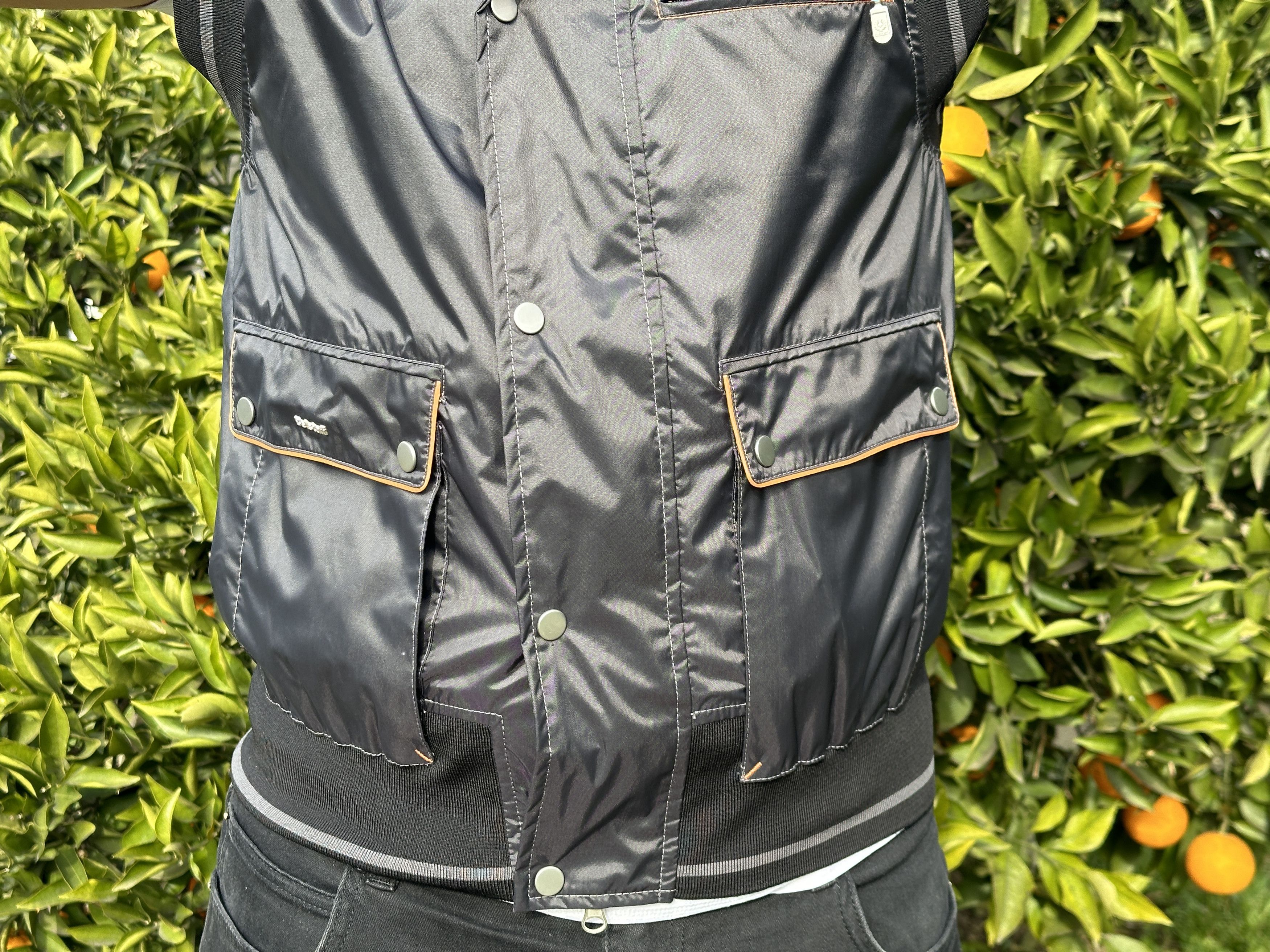 Belstaff 2023 Belstaff Gilet Insulated Slim Fit Metallic Size L Size US L / EU 52-54 / 3 - 7 Thumbnail