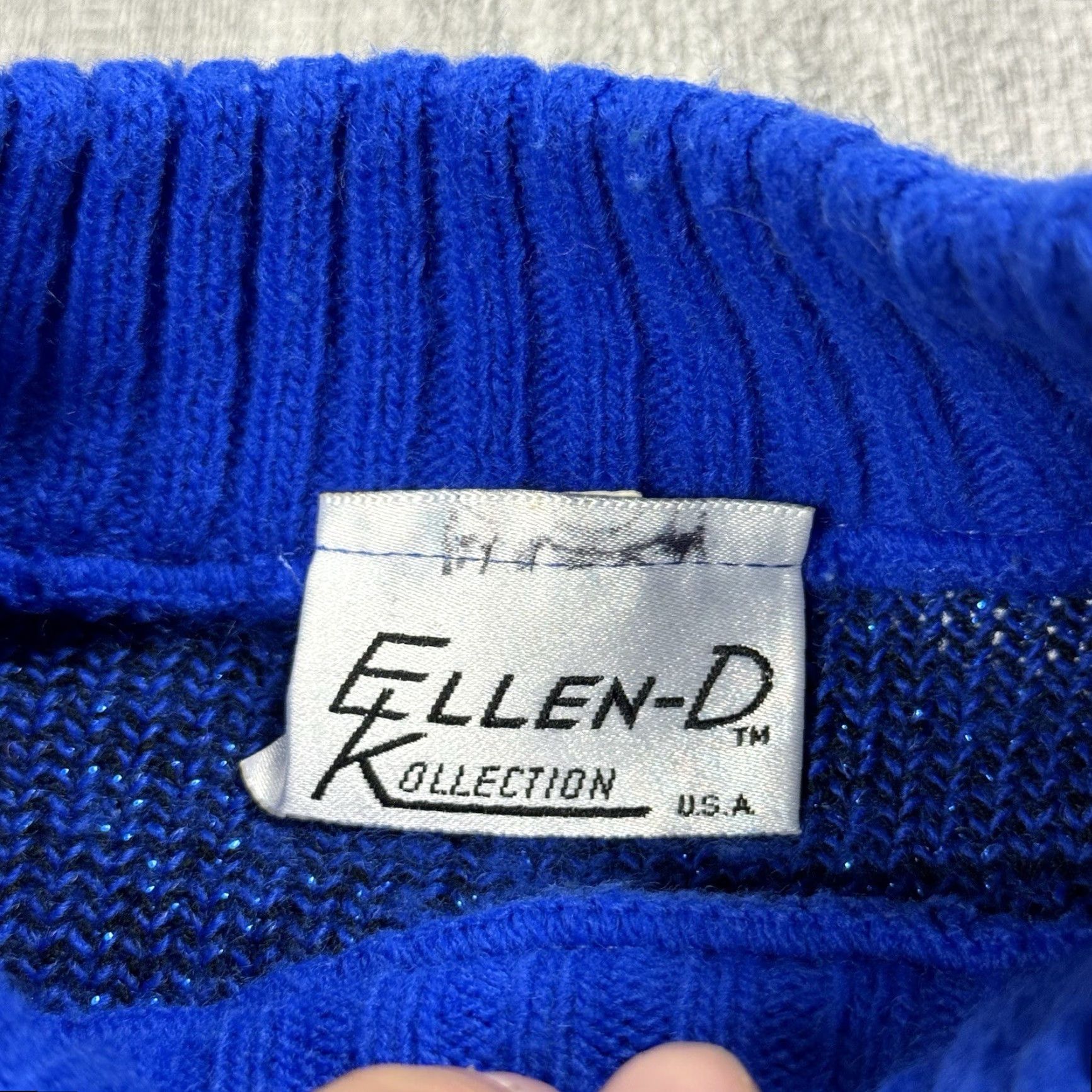 Vintage VINTAGE Ellen D Sweater Pullover Long Knit Floral Embroidered 80s Metallic Blue Women L - Knit, Crew Neck, Heavyweight, Relaxed Fit Size L / US 10 / IT 46 - 3 Thumbnail