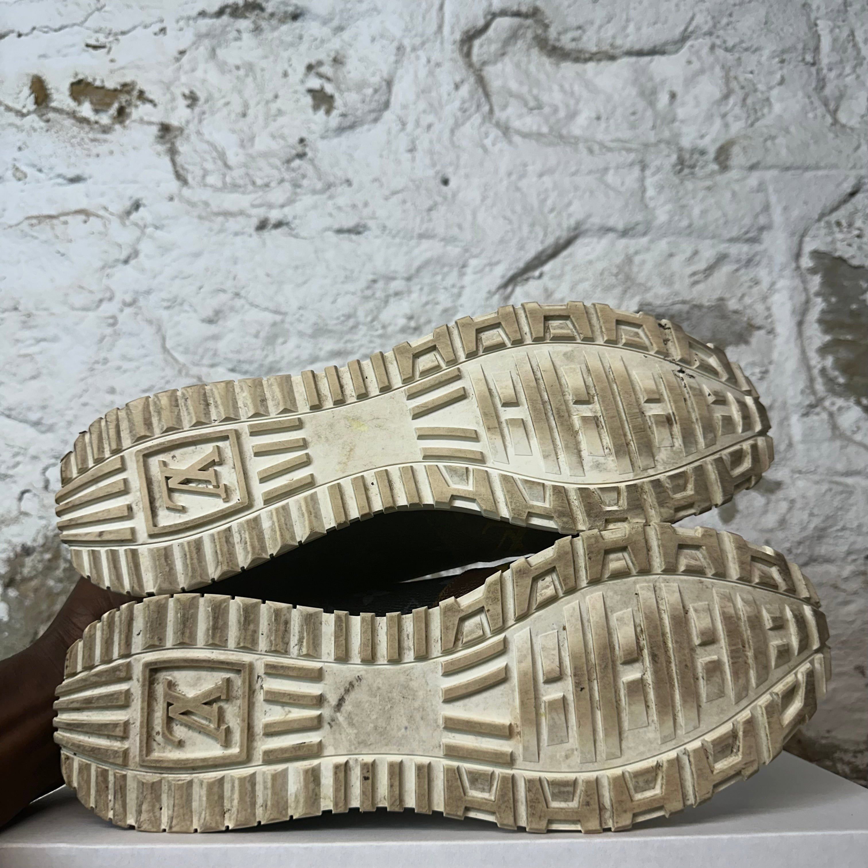 Louis Vuitton Louis Vuitton Multi Monogram Runaway Sneaker Sz 9.5 (8LV) Size US 9.5 / EU 42-43 - 6 Thumbnail