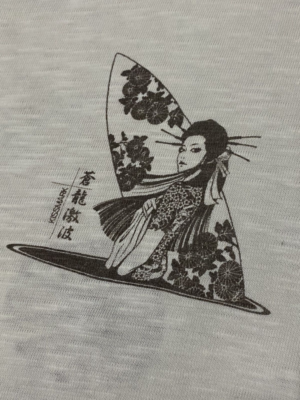 Hysteric Glamour Japan Kissmark Embroidered Floral Sexy Surf Girl Tee Size US L / EU 52-54 / 3 - 4 Thumbnail