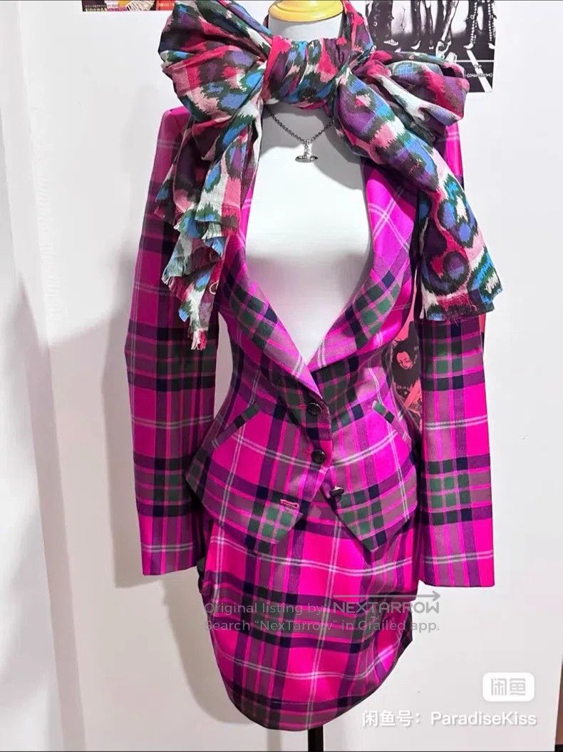 Vivienne Westwood Vivienne Westwood Pink Nipped Waist Enamel扣 Suite Wool Ver Size XS / US 0-2 / IT 36-38 - 2 Thumbnail