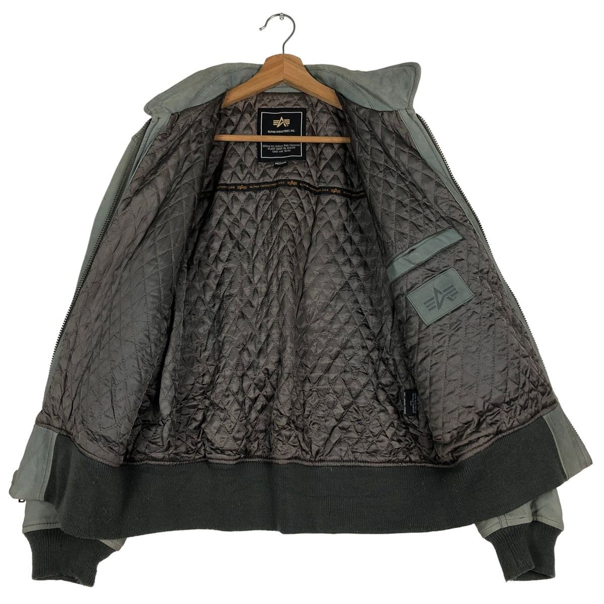 Alpha Industries 🔥VINTAGE GENUINE LEATHER COWHIDE BOMBER JACKET FLY USA Size US M / EU 48-50 / 2 - 13 Thumbnail