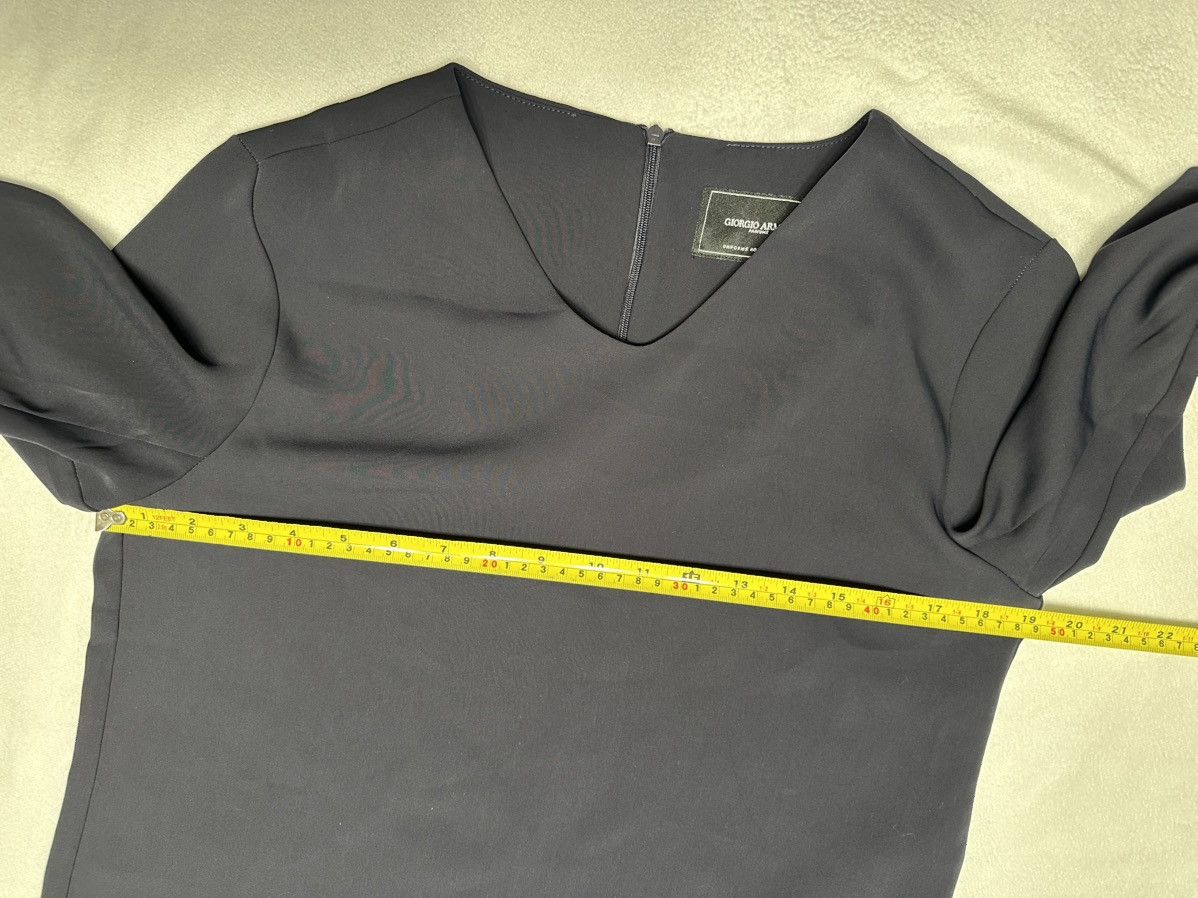 Giorgio Armani Giorgio Armani Parfums Uniform 3/4 Sleeve Blouse-Size 40 Size M / US 6-8 / IT 42-44 - 3 Thumbnail