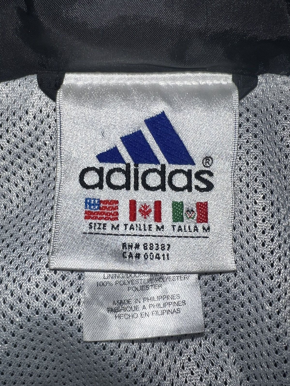 Adidas × Vintage Vintage Classic Adidas Windbreaker Size US M / EU 48-50 / 2 - 8 Thumbnail