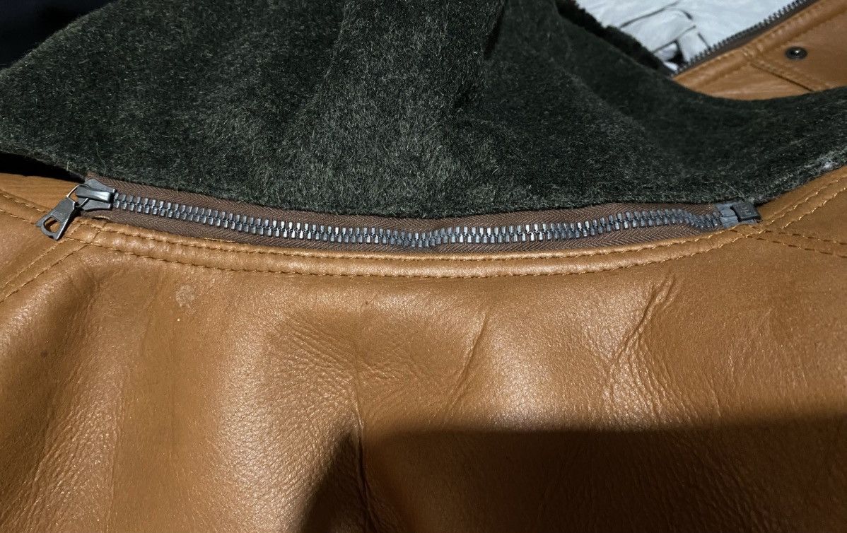 Saks Fifth Avenue 90s Vintage Leather Shearling Jacket with Detachable Hood Size US M / EU 48-50 / 2 - 6 Thumbnail