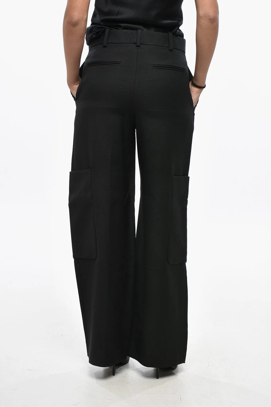 KHAITE og1mm0426 High-Rise Cargo Pant in Black Size 28" / US 6 / IT 42 - 2 Thumbnail