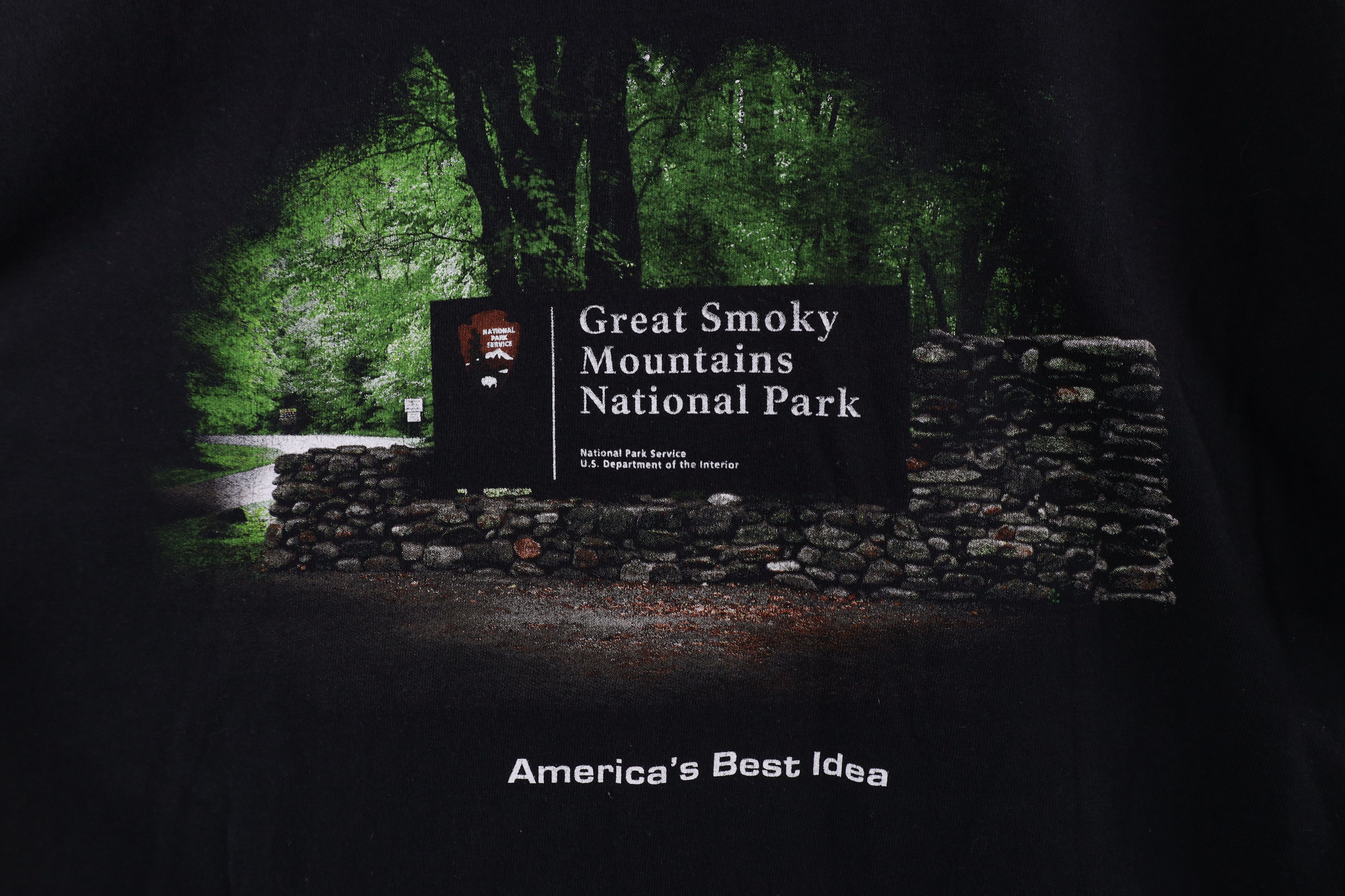 Vintage Vintage 90s Streetwear Mountains National Park T-Shirt USA Size US L / EU 52-54 / 3 - 10 Thumbnail