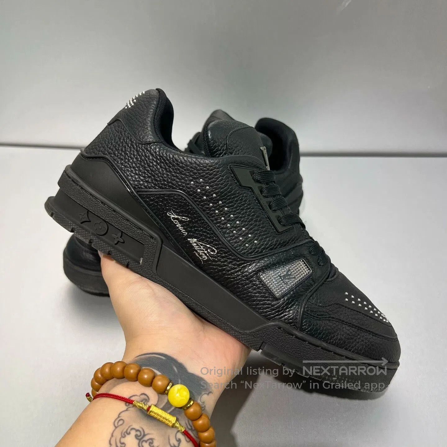 Louis Vuitton Louis Vuitton Rivet Trainer Sneakers. Size US 9 / EU 42 - 9 Thumbnail